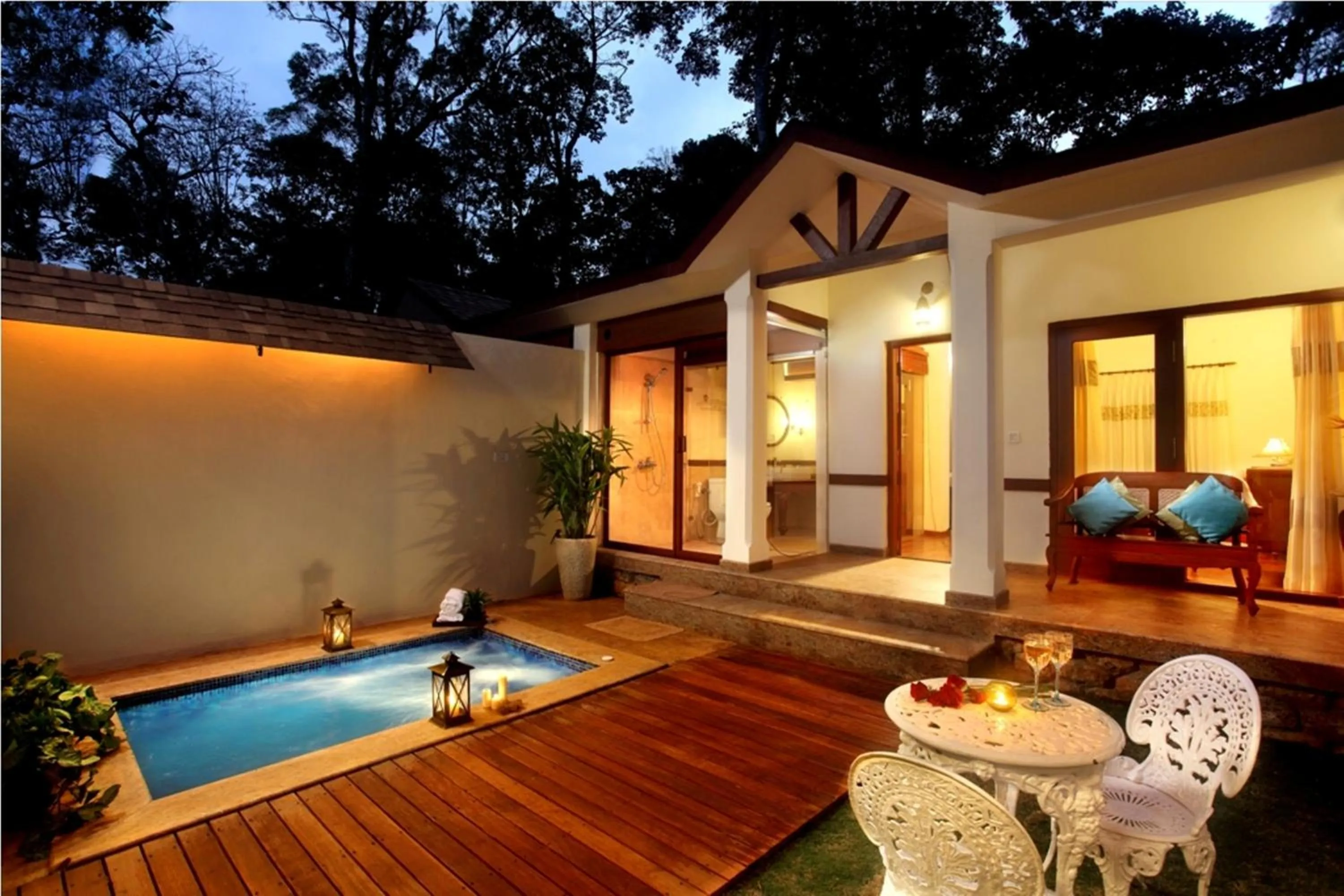 Jacuzzi Villa in Carmelia Haven Resort Thekkady
