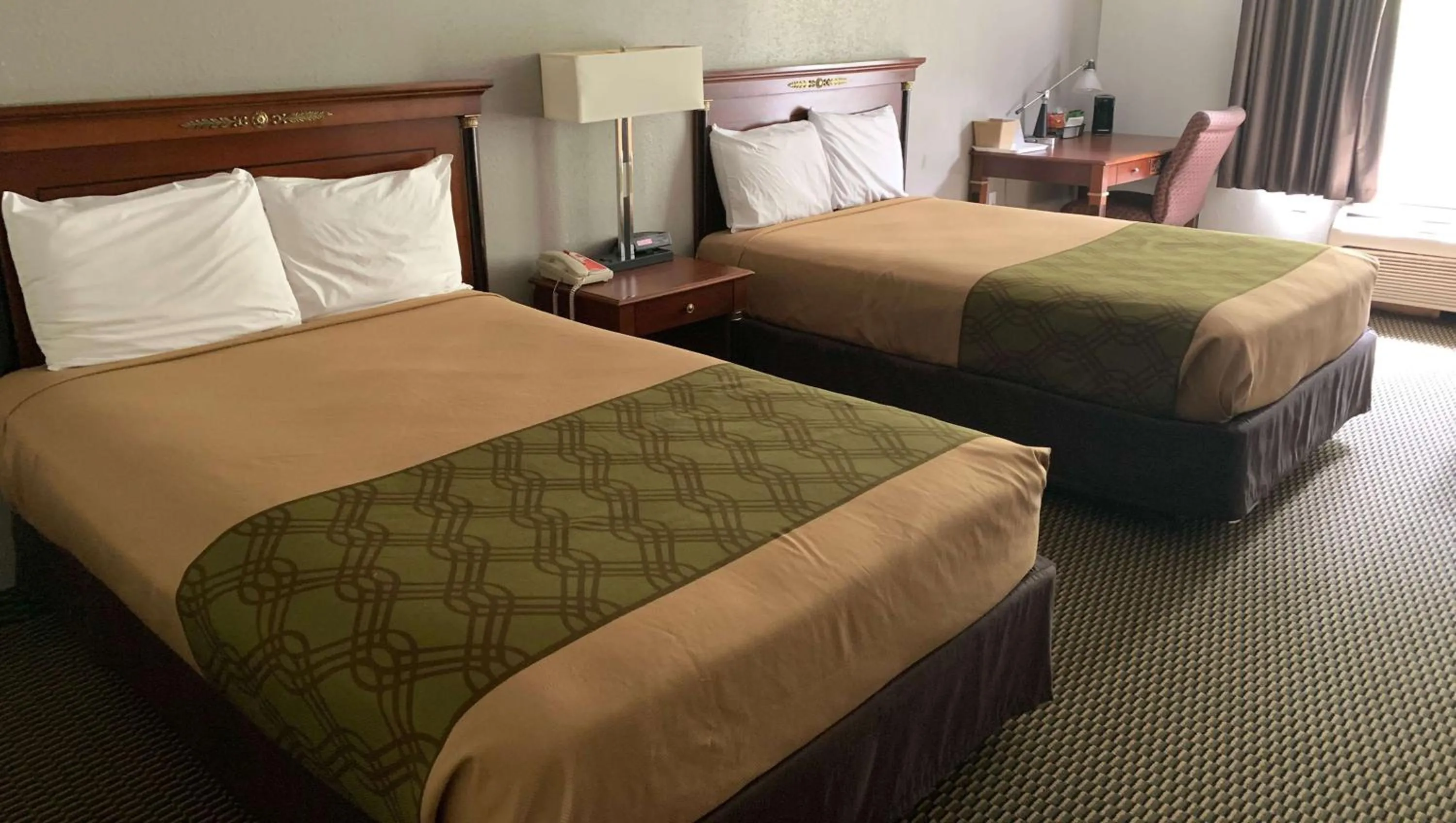 Double Room with Two Double Beds - Non-Smoking in Royal Inn Rockville