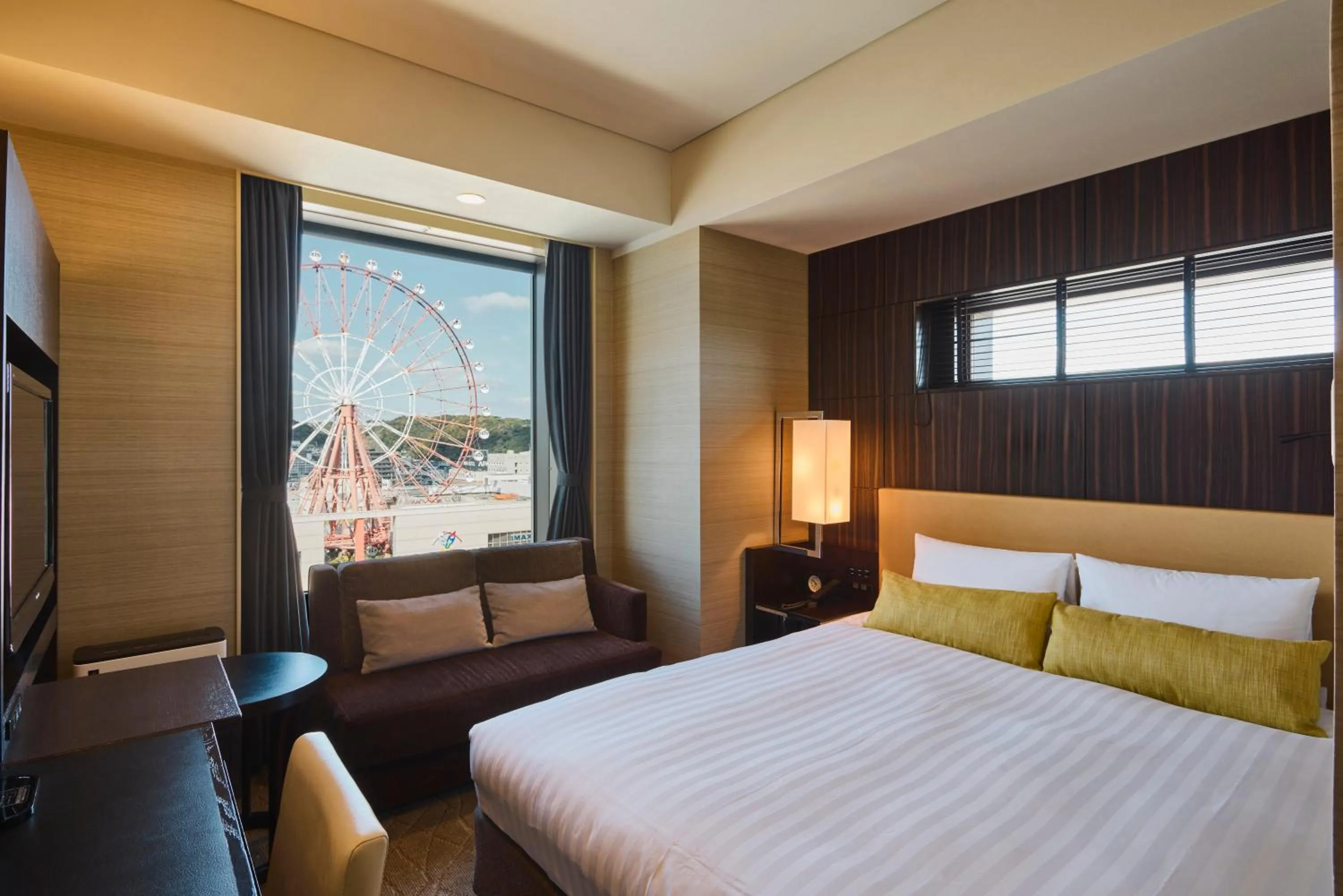 Corner Double Room - Non-Smoking in Solaria Nishitetsu Hotel Kagoshima