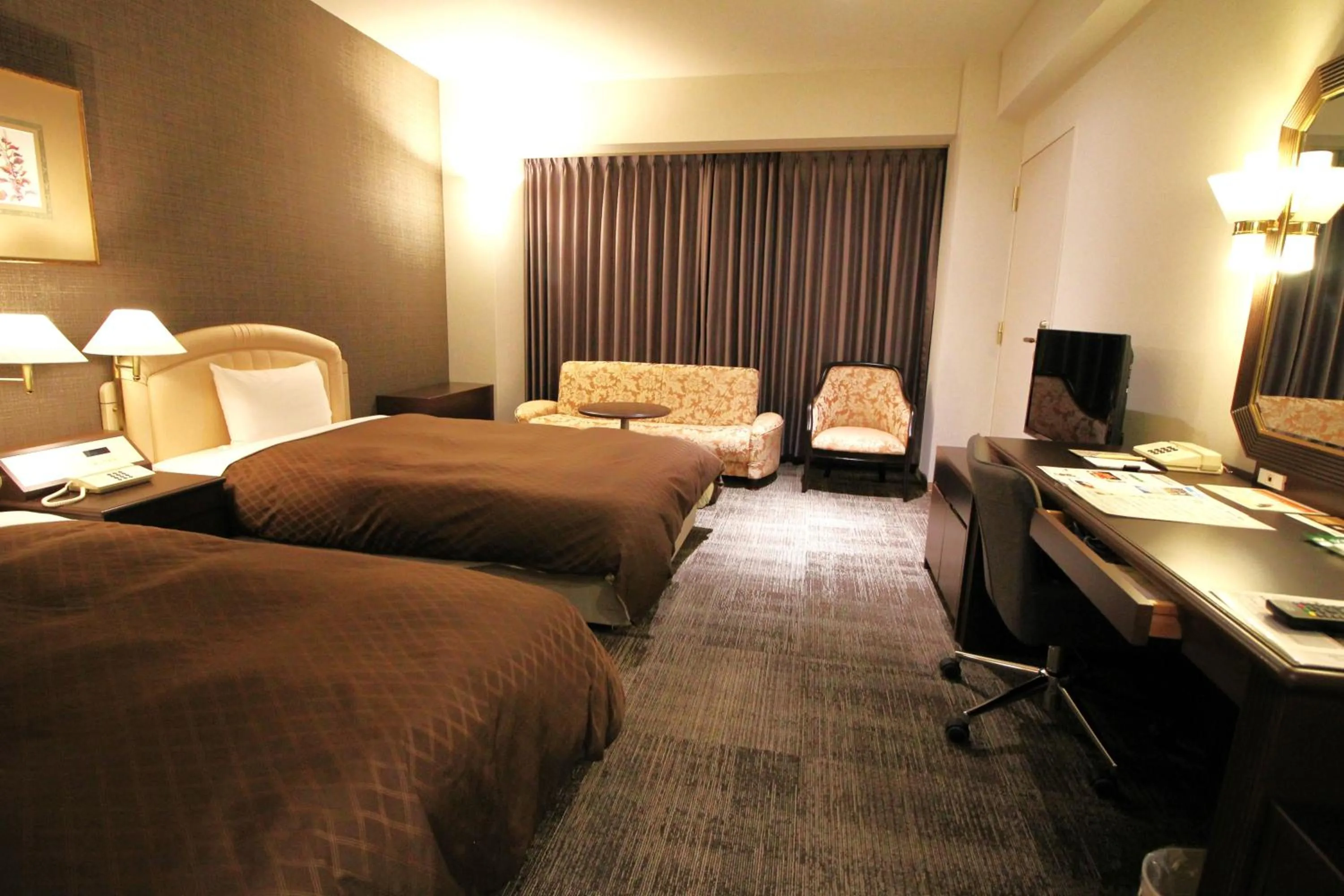 Triple Room - Non-Smoking in Rembrandt Hotel Oita