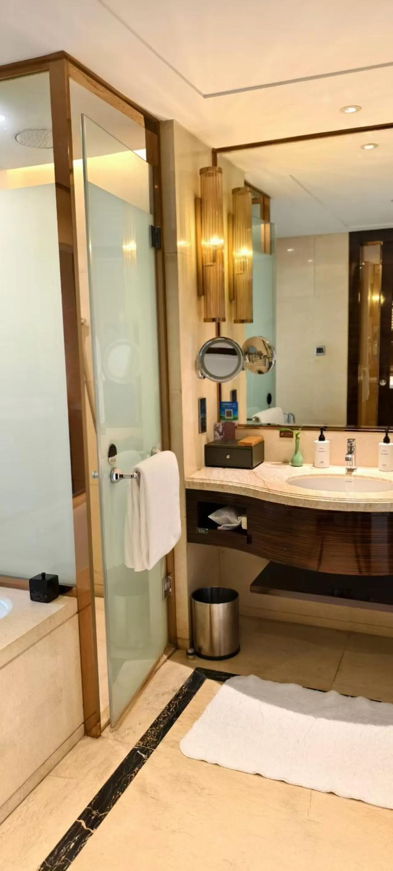 Intercontinental Club Twin Room - Non-Smoking in InterContinental Shijiazhuang by IHG