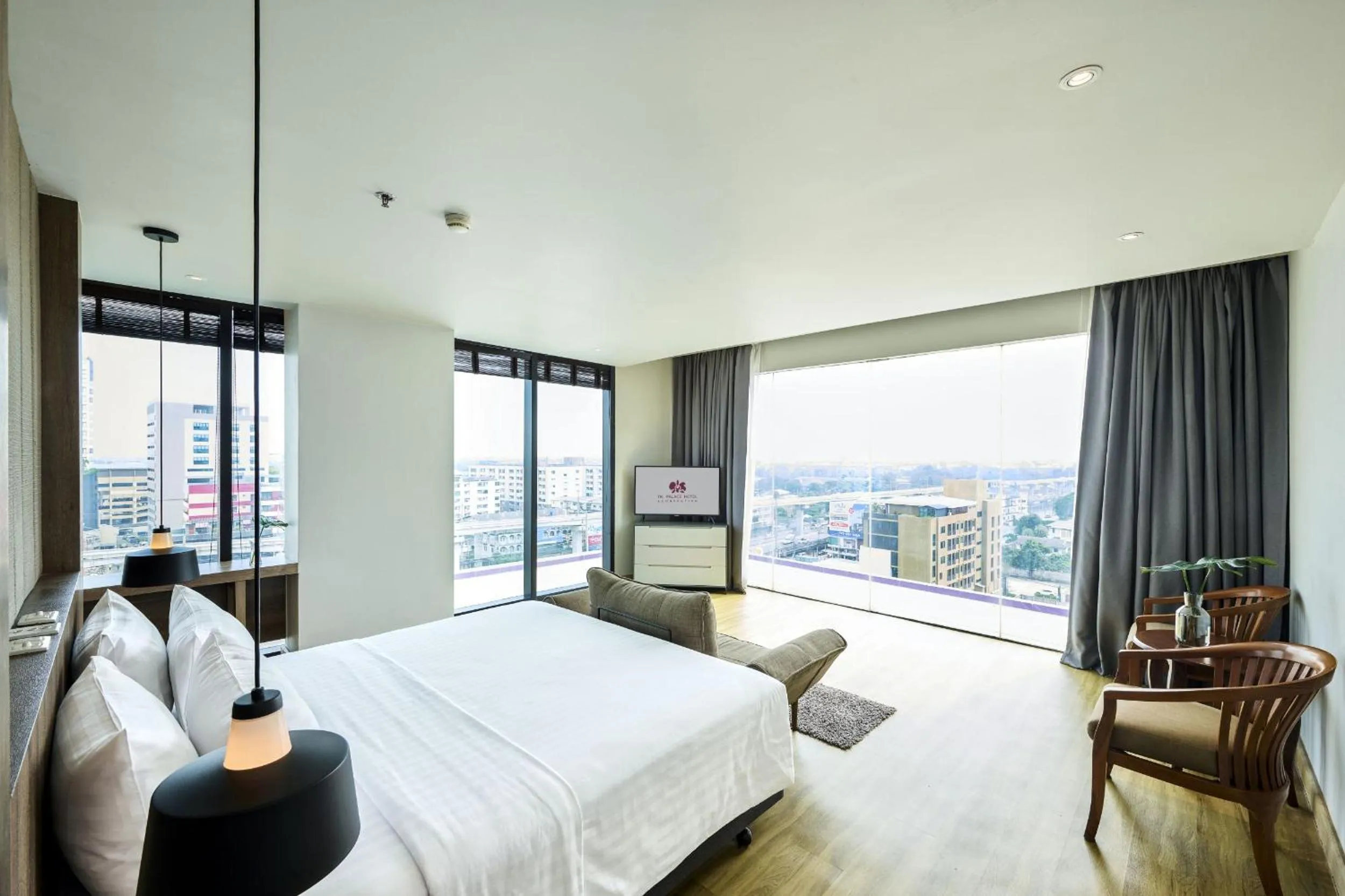 Suite in TK Palace Hotel & Convention Bangkok