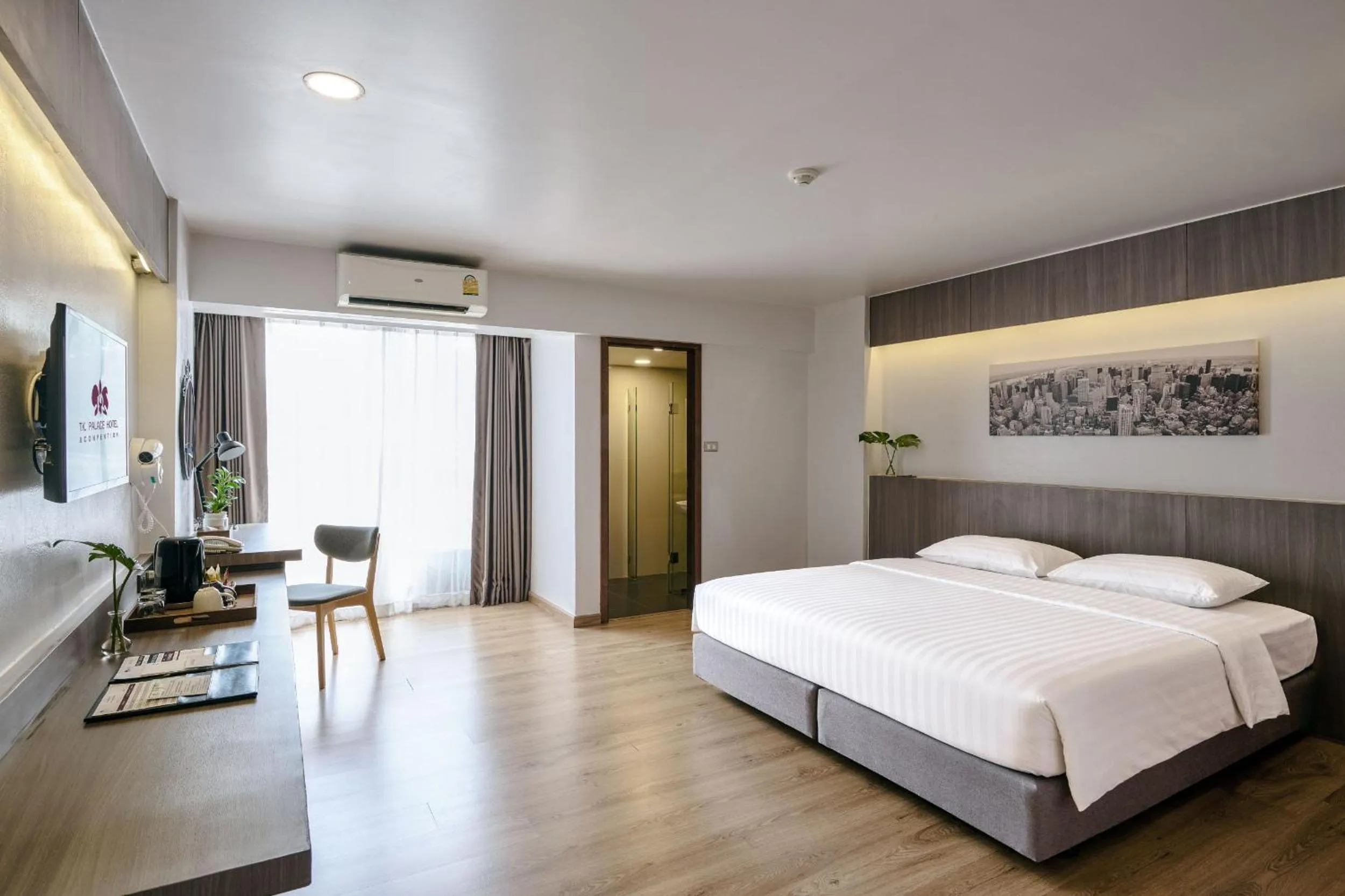 Standard Double or Twin Room in TK Palace Hotel & Convention Bangkok