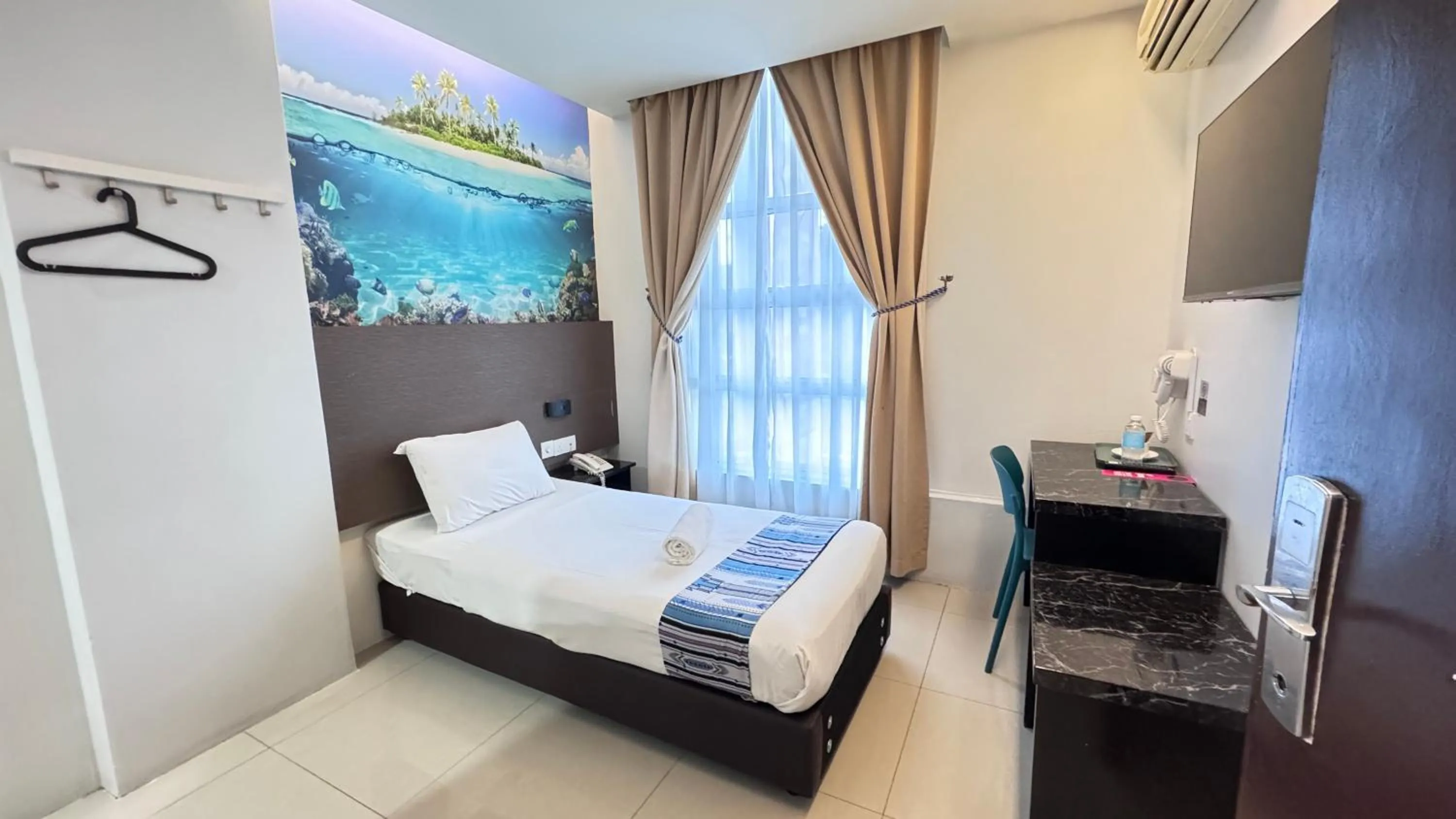 Single Room Window in Best View Hotel Puchong