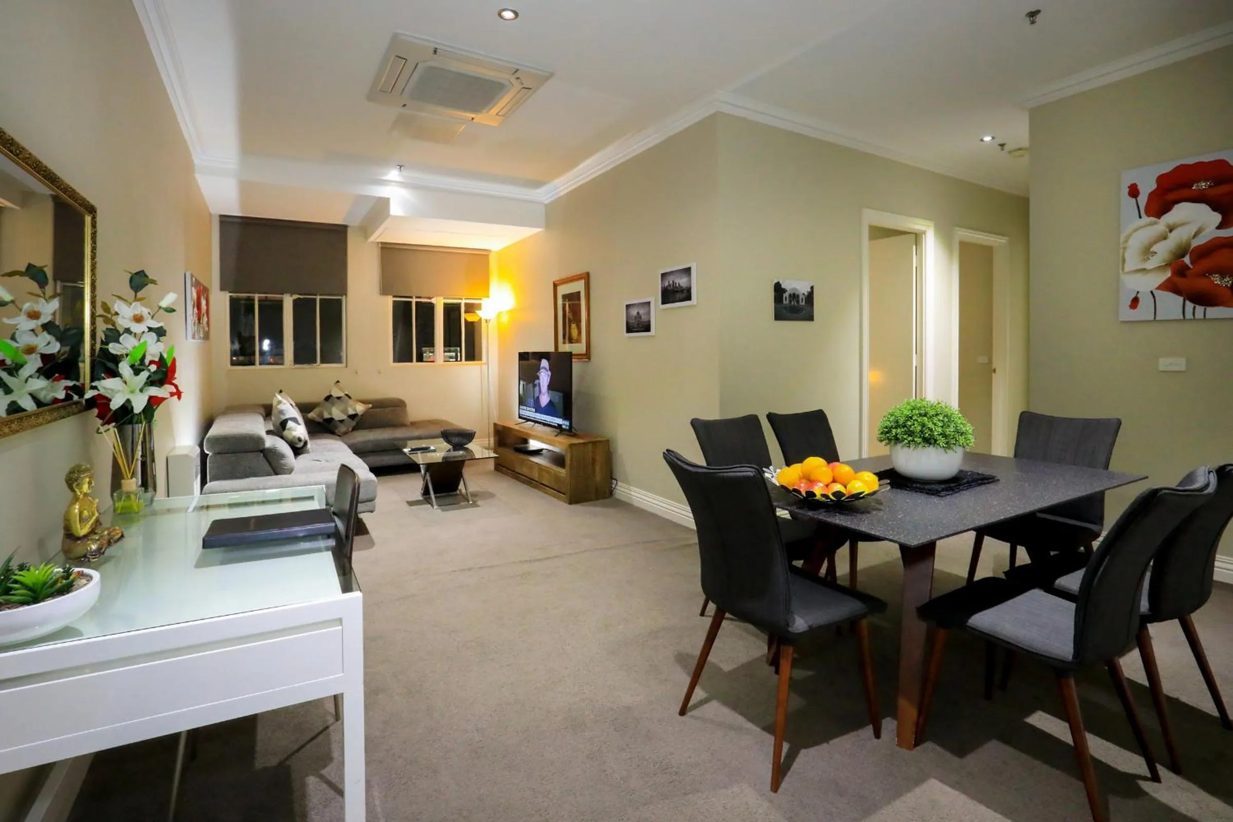 Three-Bedroom, Two-Bathroom Executive Apartment in Flinders Landing Apartments