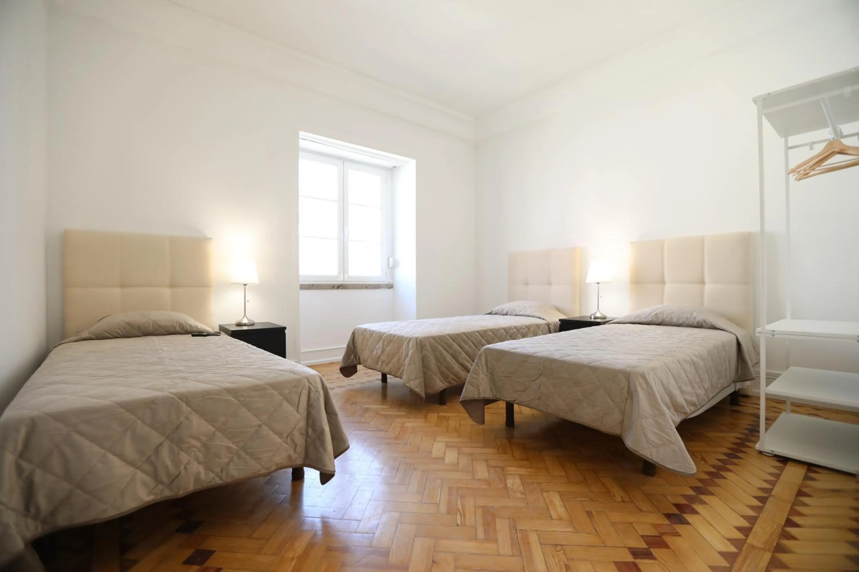 Three-Bedroom Suite in V Dinastia