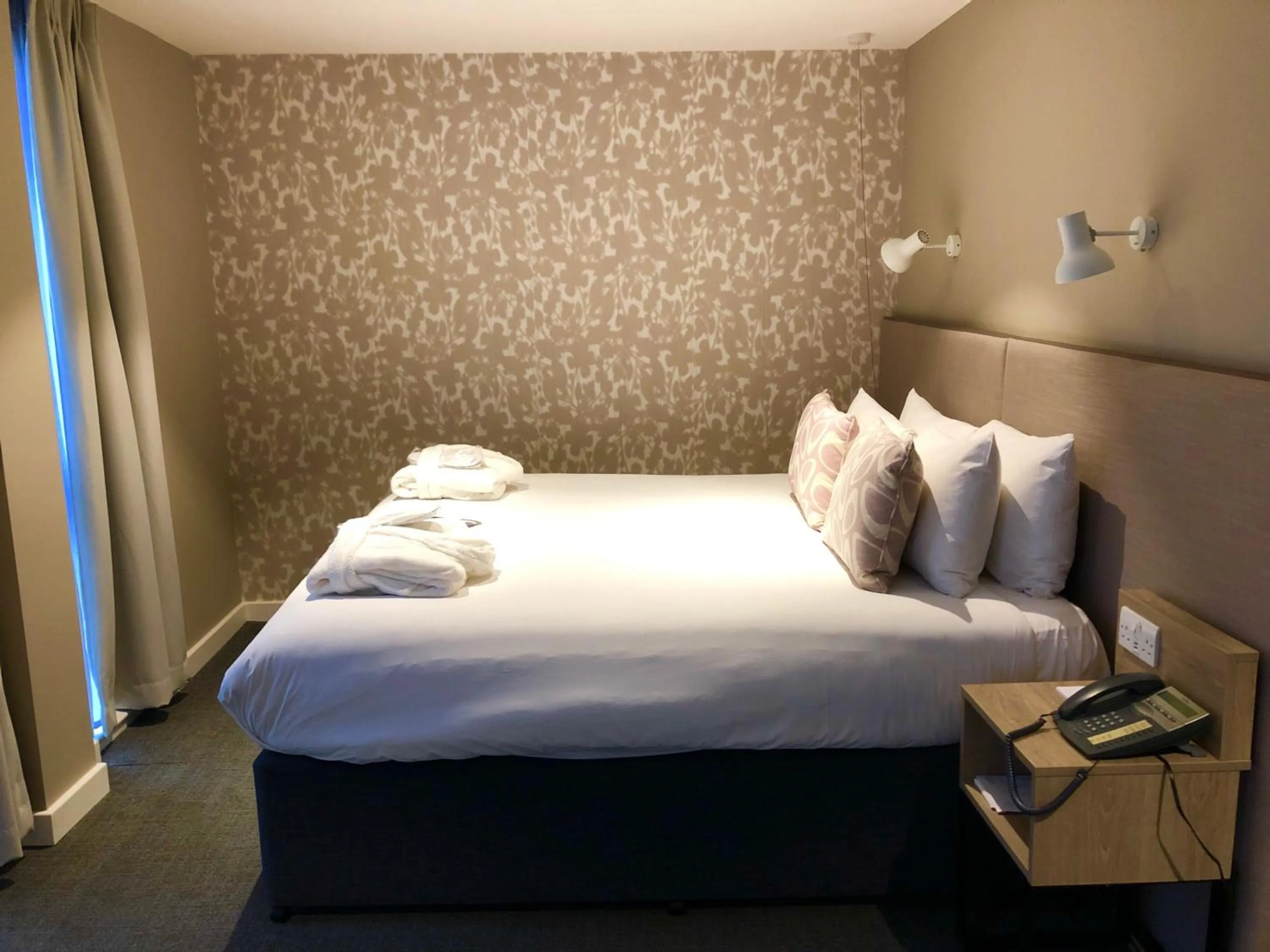 Double Room - Disability Access in Edgbaston Park Hotel Birmingham