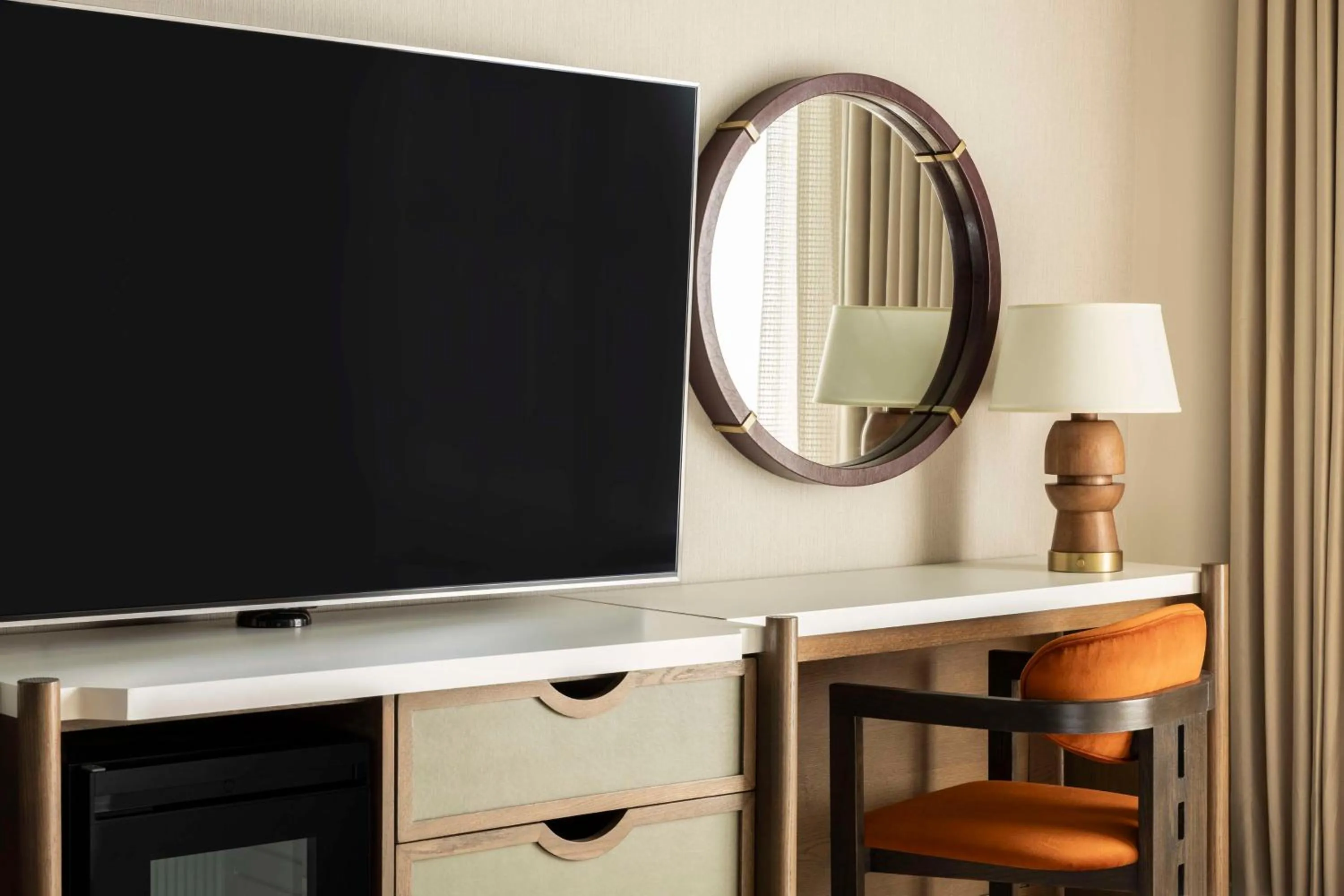 King Room with Atrium View in Hyatt Regency Greenwich