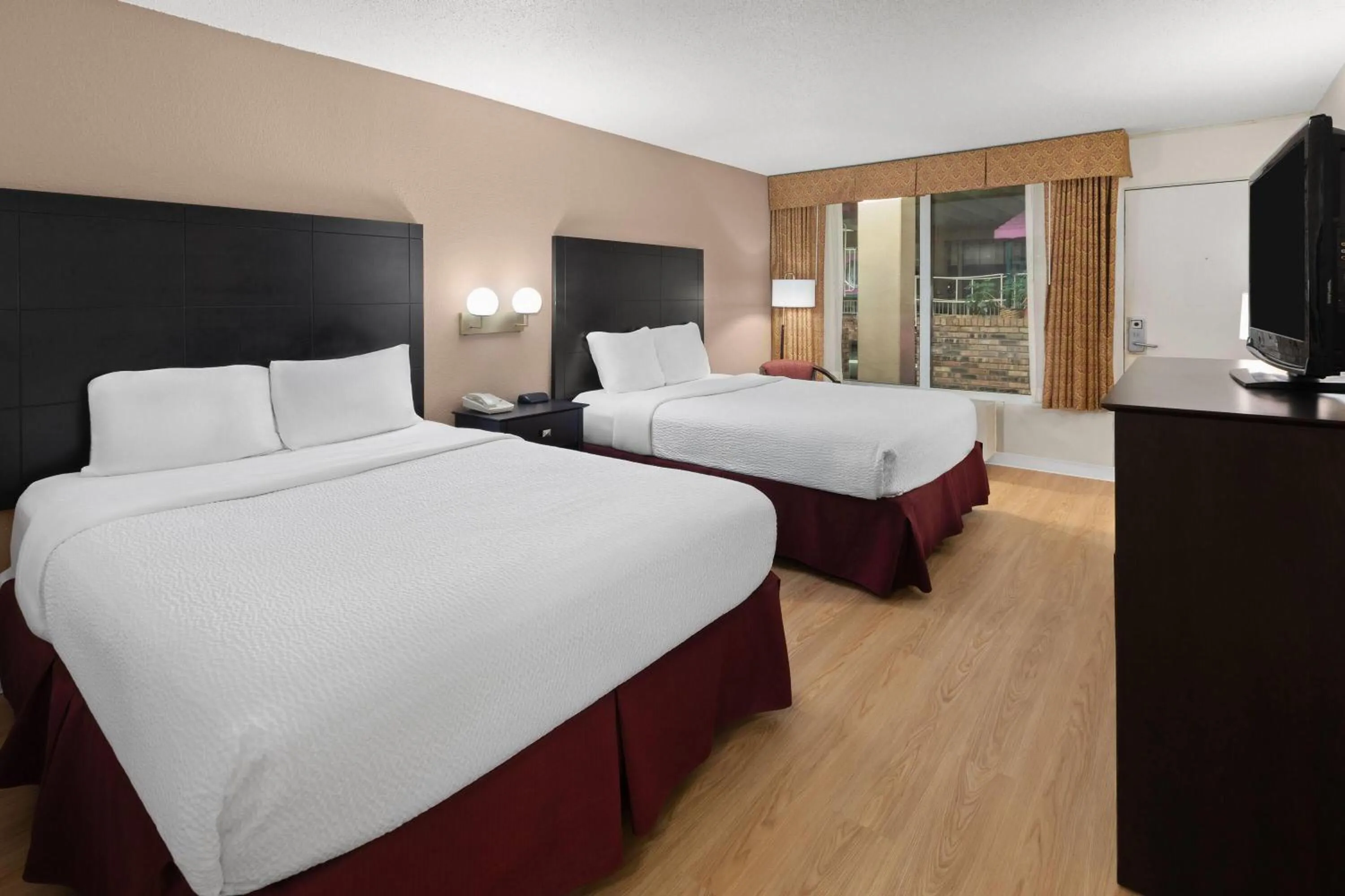 2 Queen Beds, Second Floor, Non-Smoking Room in Ramada by Wyndham Grayling Hotel & Conference Center
