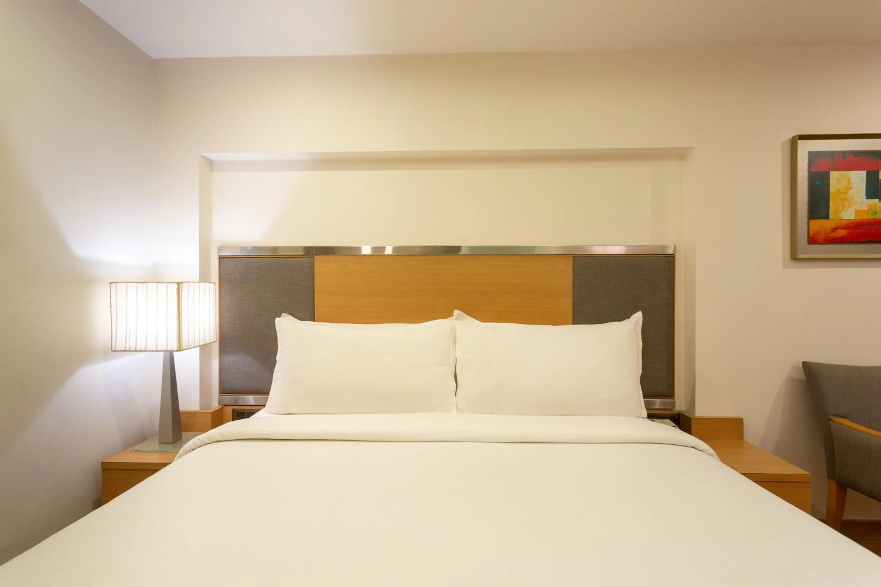 Superior Room in The Residency, Chennai