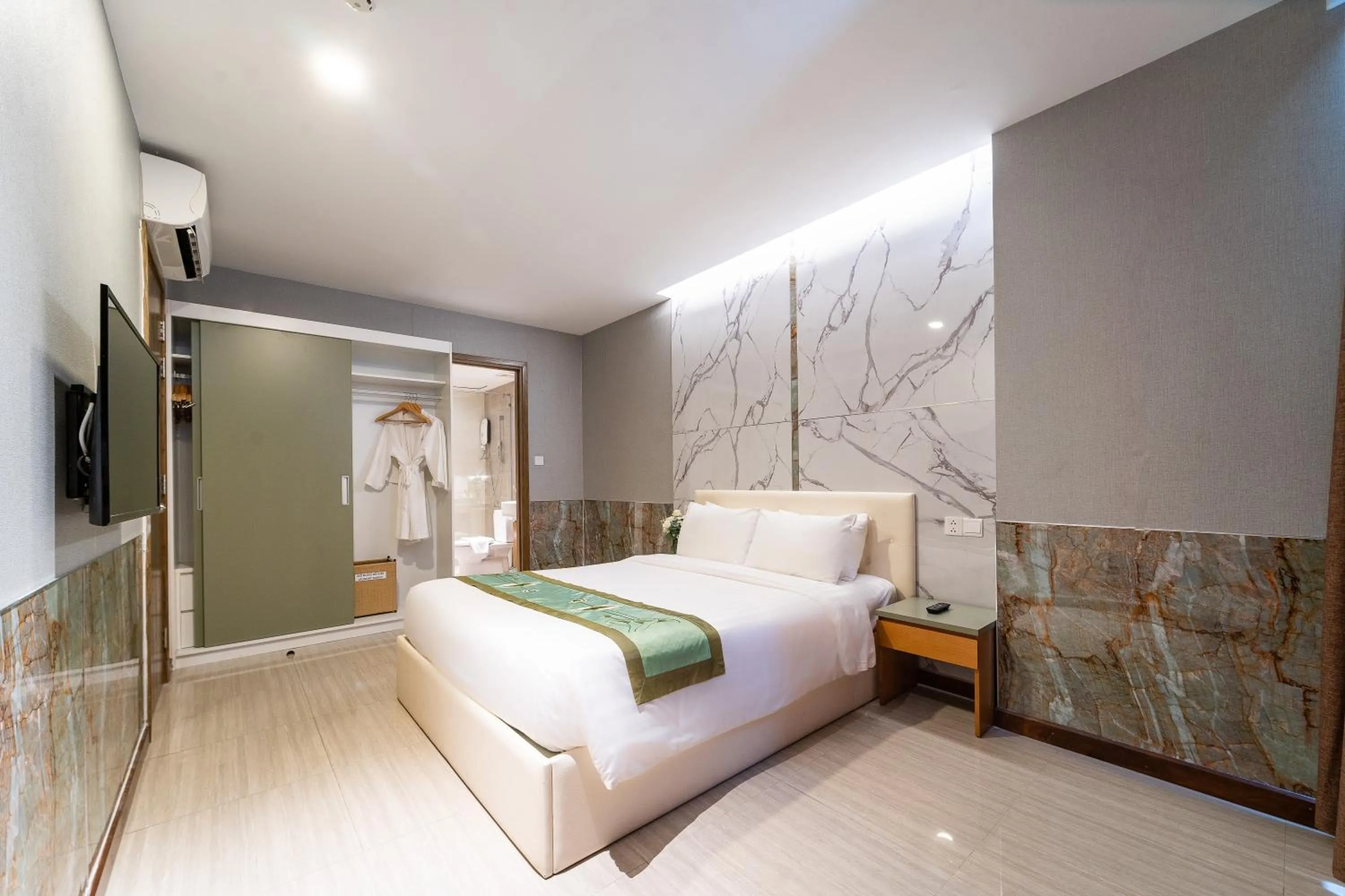 One-Bedroom Apartment in DIC Star Landmark