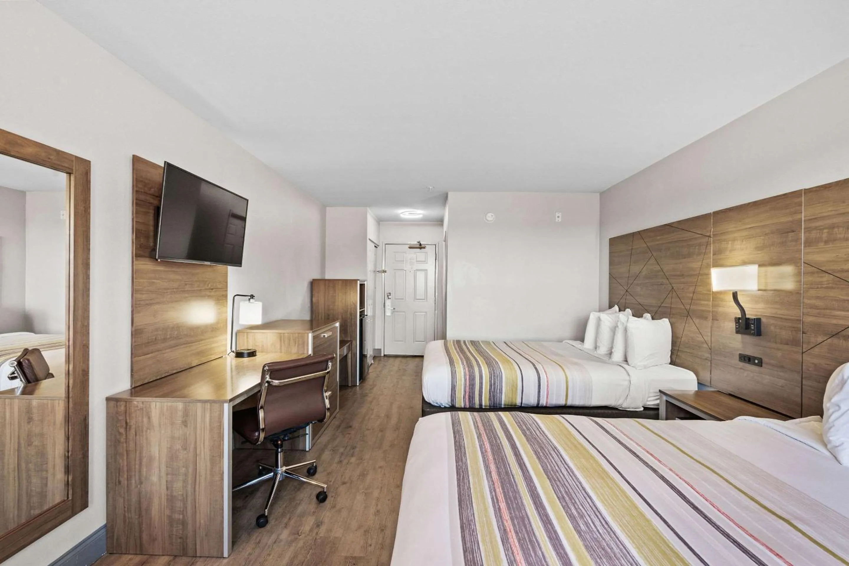 Premium Queen Room with Two Queen Beds - Non-Smoking in Country Inn & Suites by Radisson, Myrtle Beach, SC