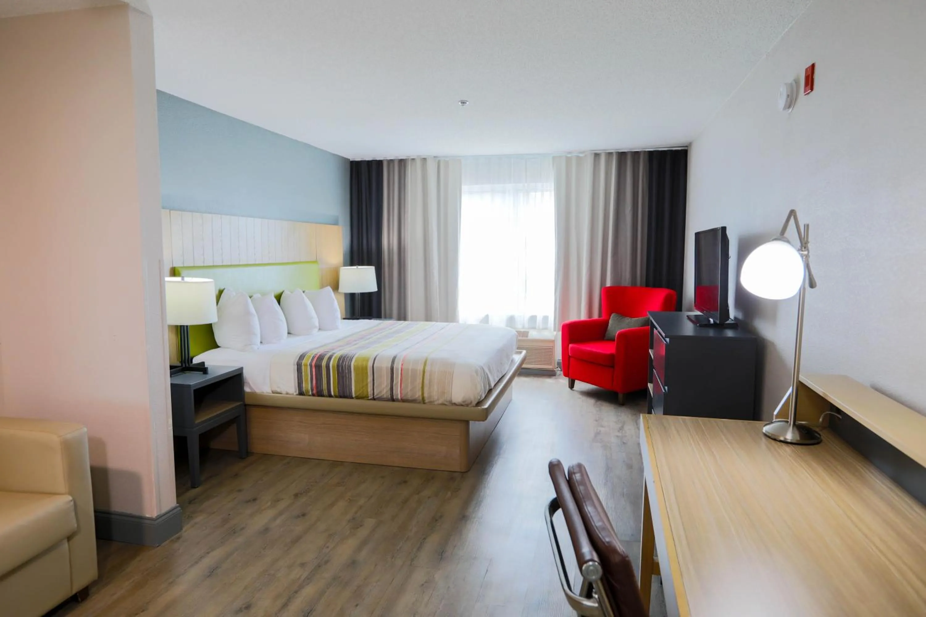 Studio King Suite with Sofa-bed - Non Smoking in Country Inn & Suites by Radisson, Myrtle Beach, SC