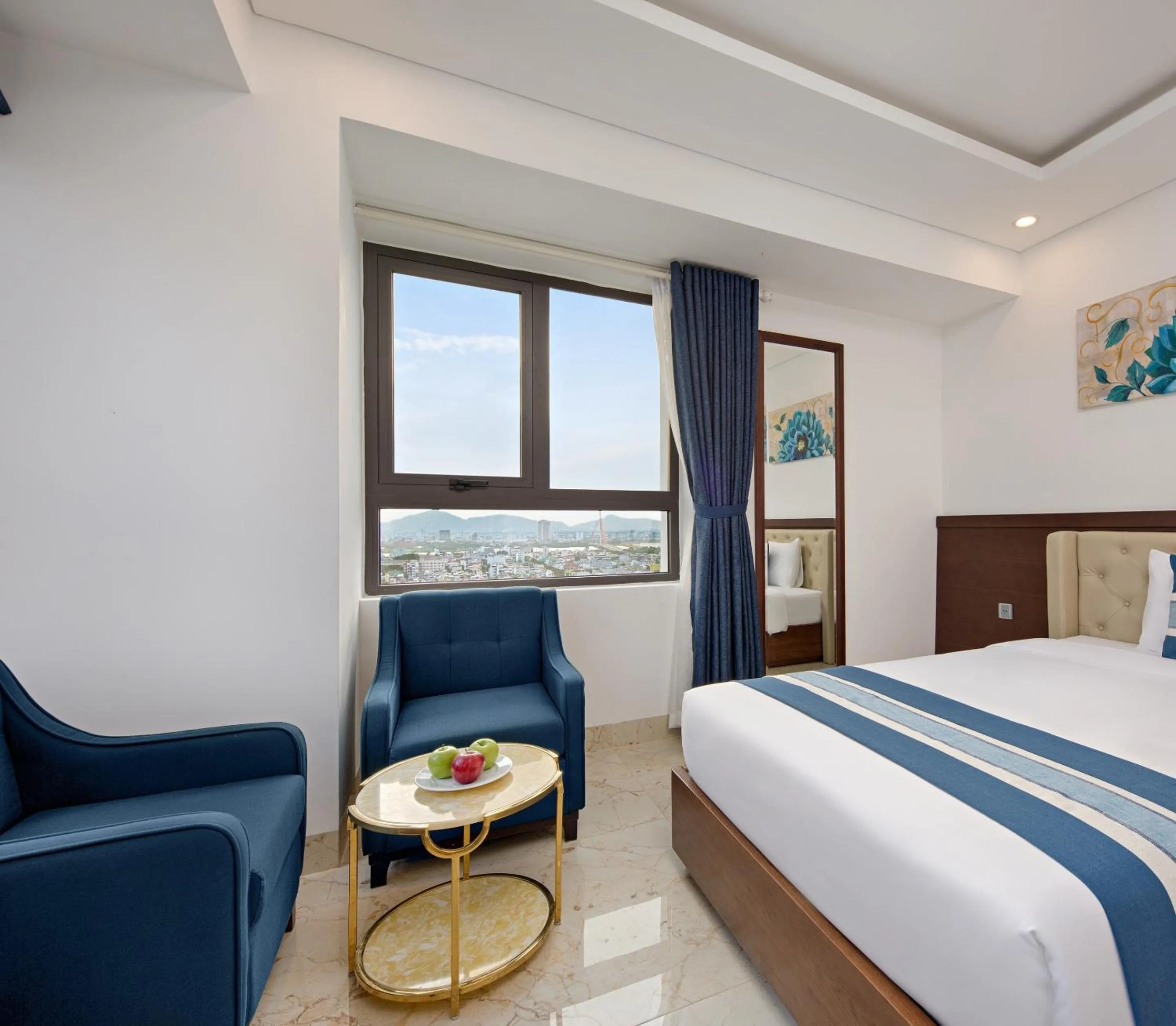 Deluxe Double Room with Partial Sea View in Eden Ocean View Hotel Da Nang