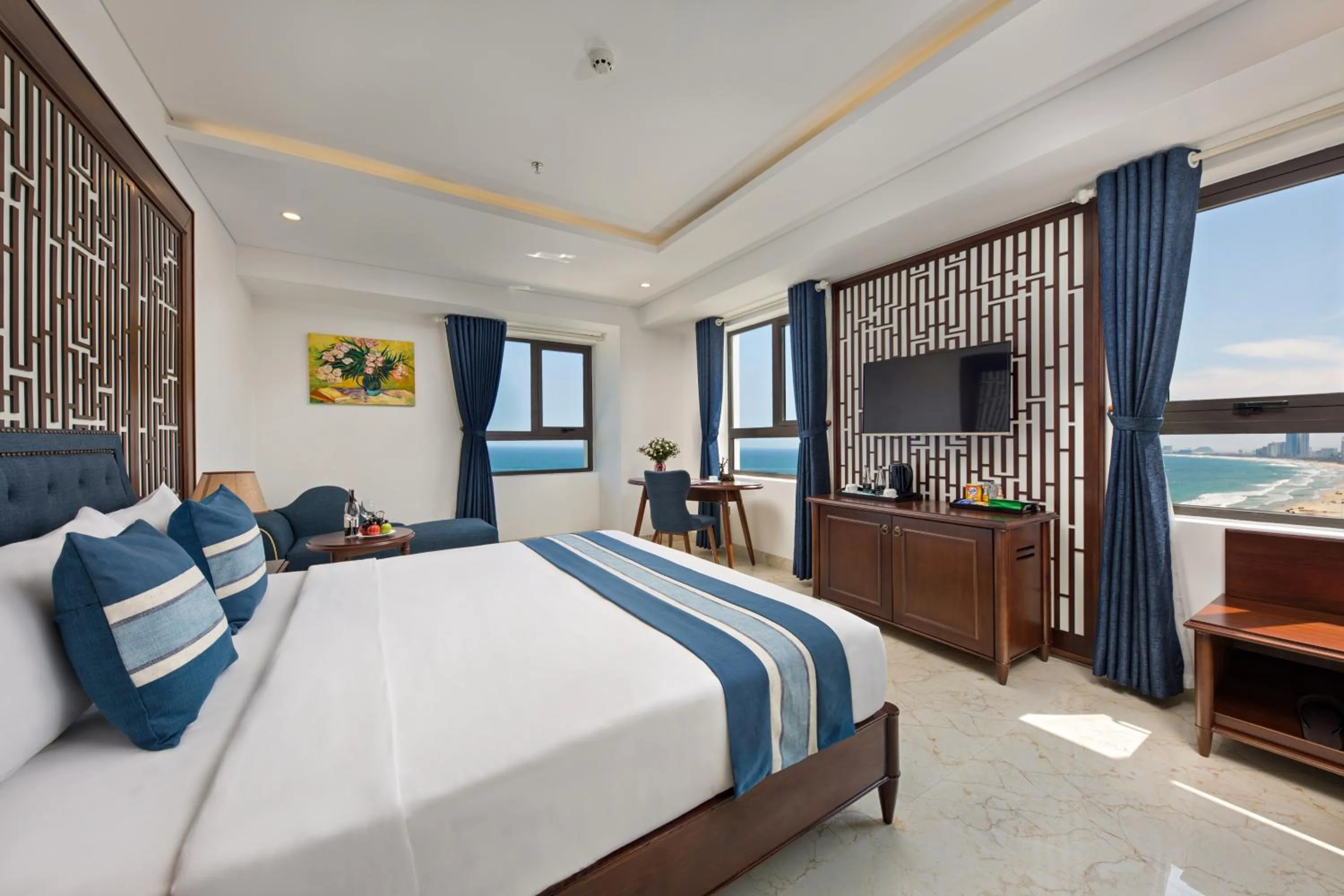 Deluxe Double Room with Sea View in Eden Ocean View Hotel Da Nang
