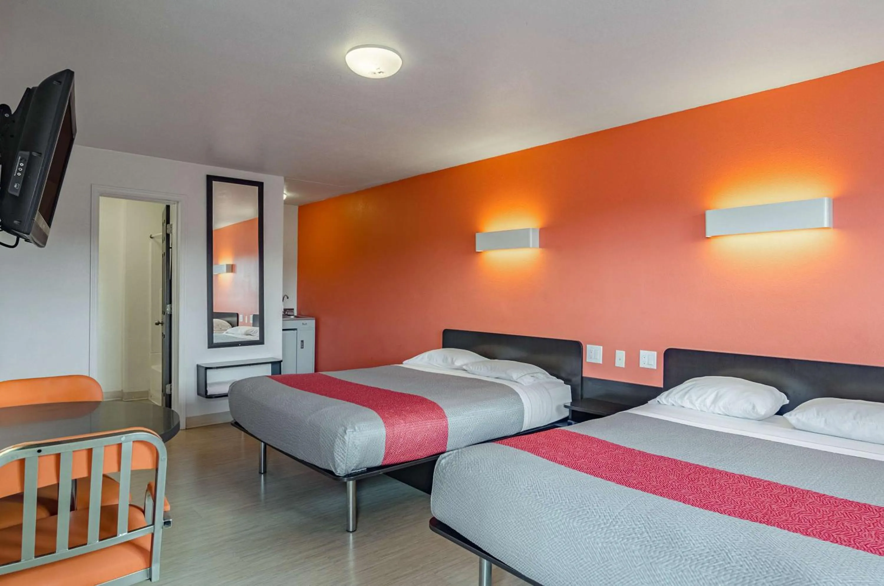 Quadruple Room - Smoking in Motel 6 Riverton WY