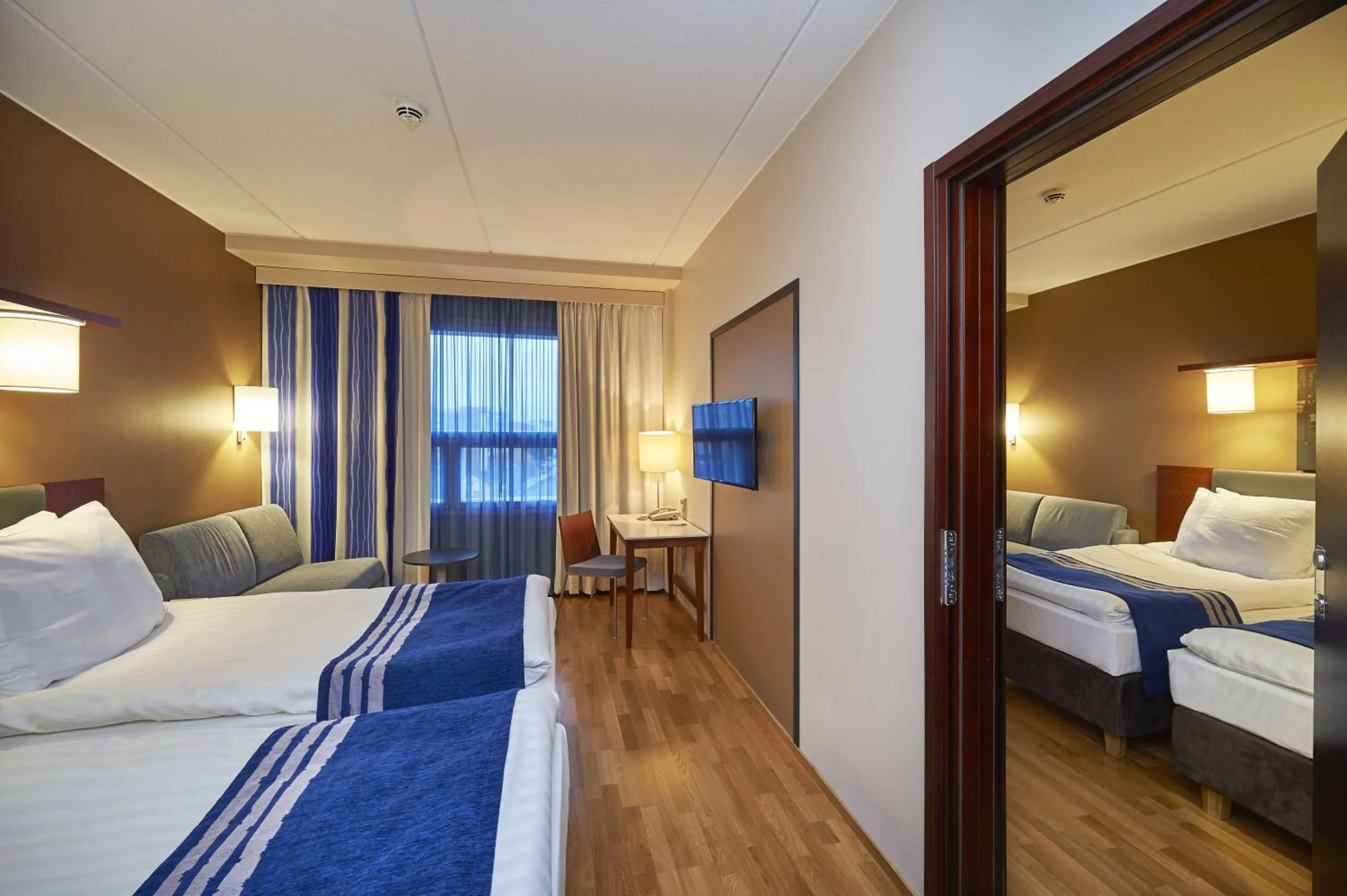 Twin Room with Sofa Bed in Holiday Inn Tampere - Central Station by IHG