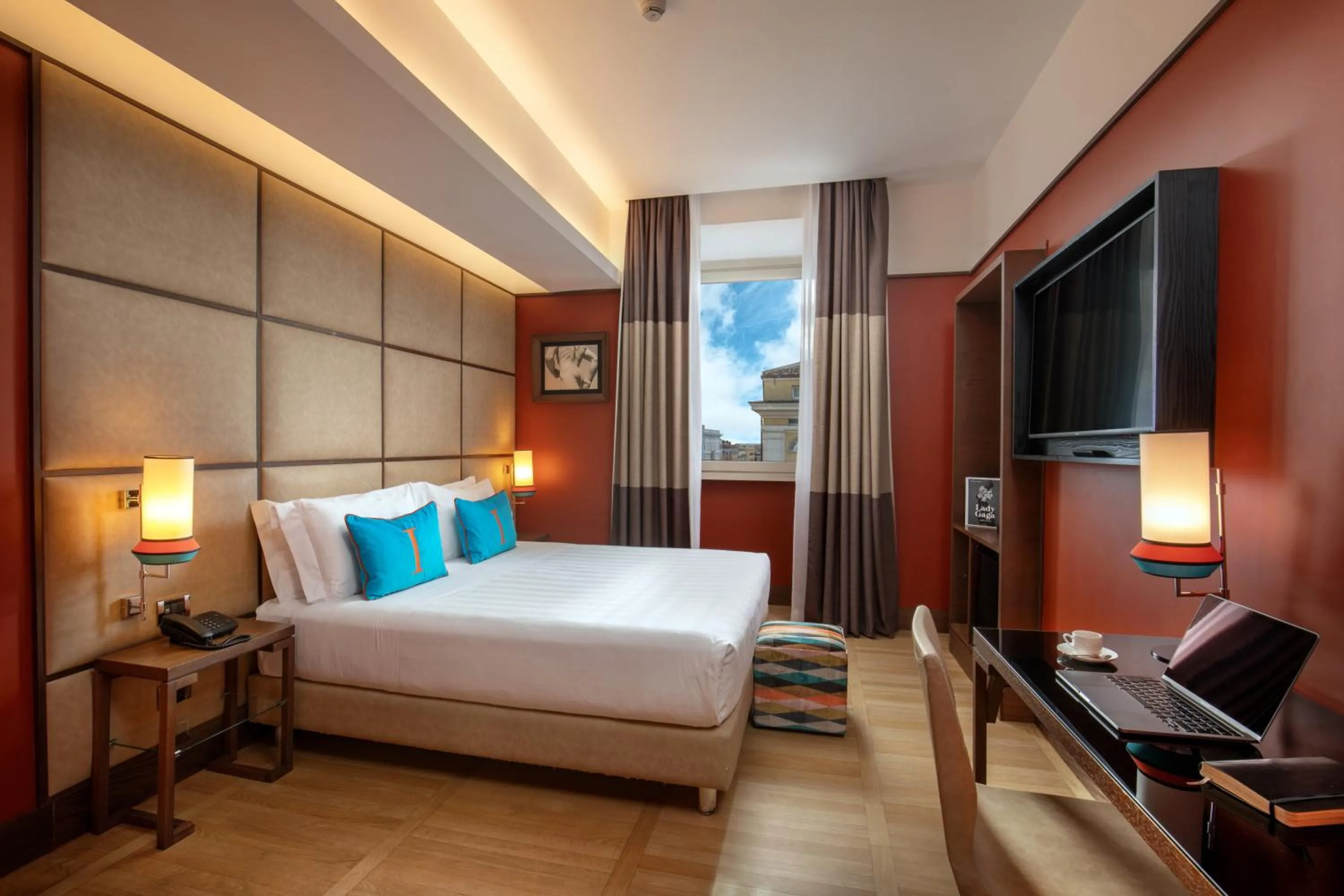 Classic Double Room in The Independent Hotel