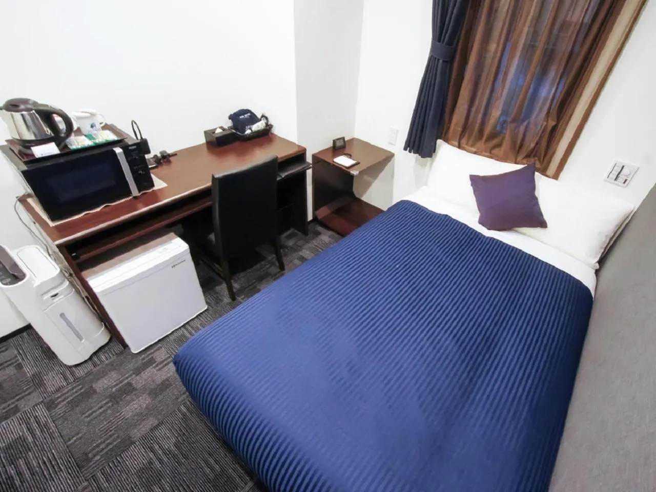Double Room with Small Double Bed - single occupancy - Smoking in HOTEL LiVEMAX Nagoya Sakae East