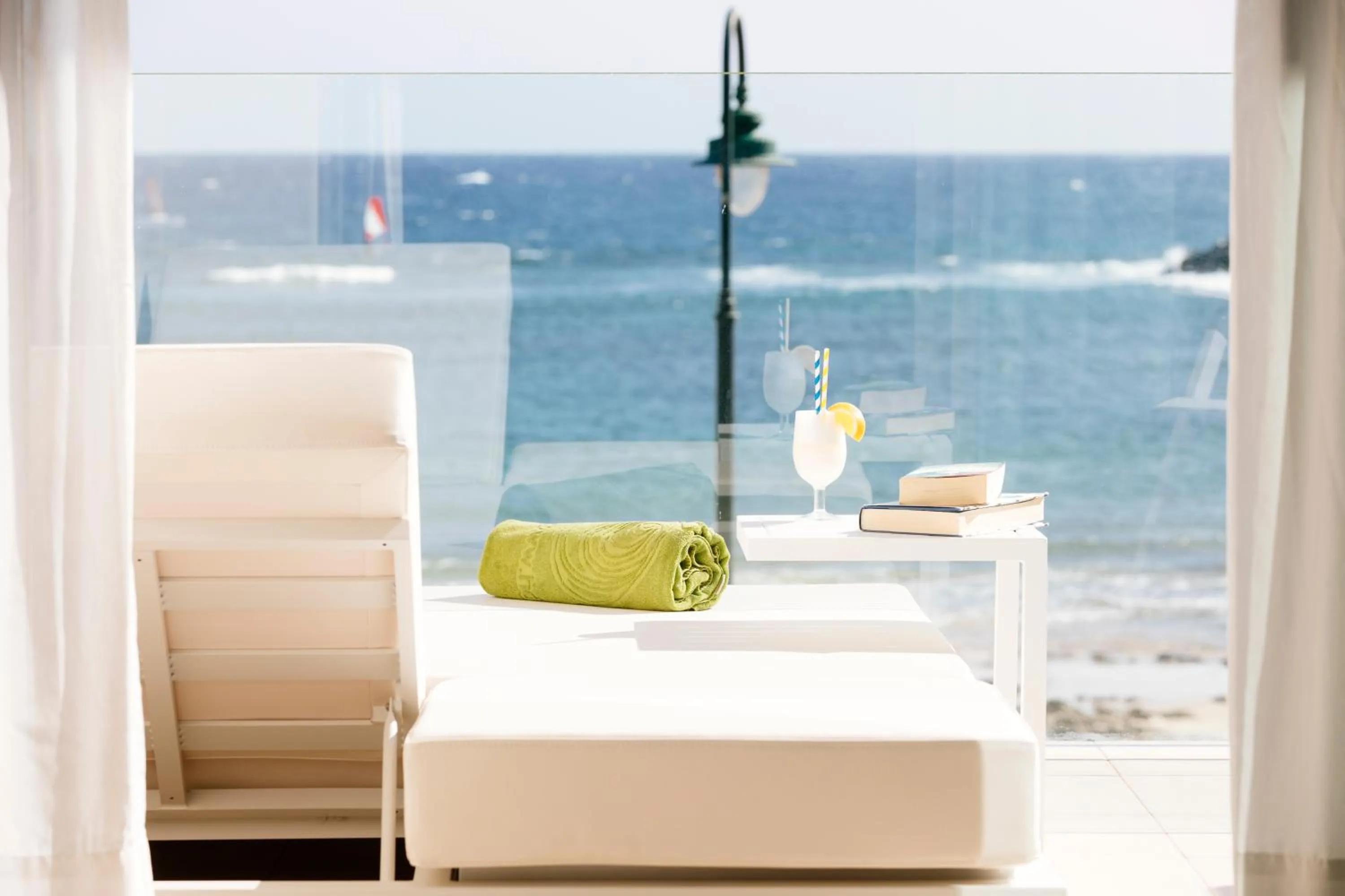 Deluxe Suite in HD Beach Resort