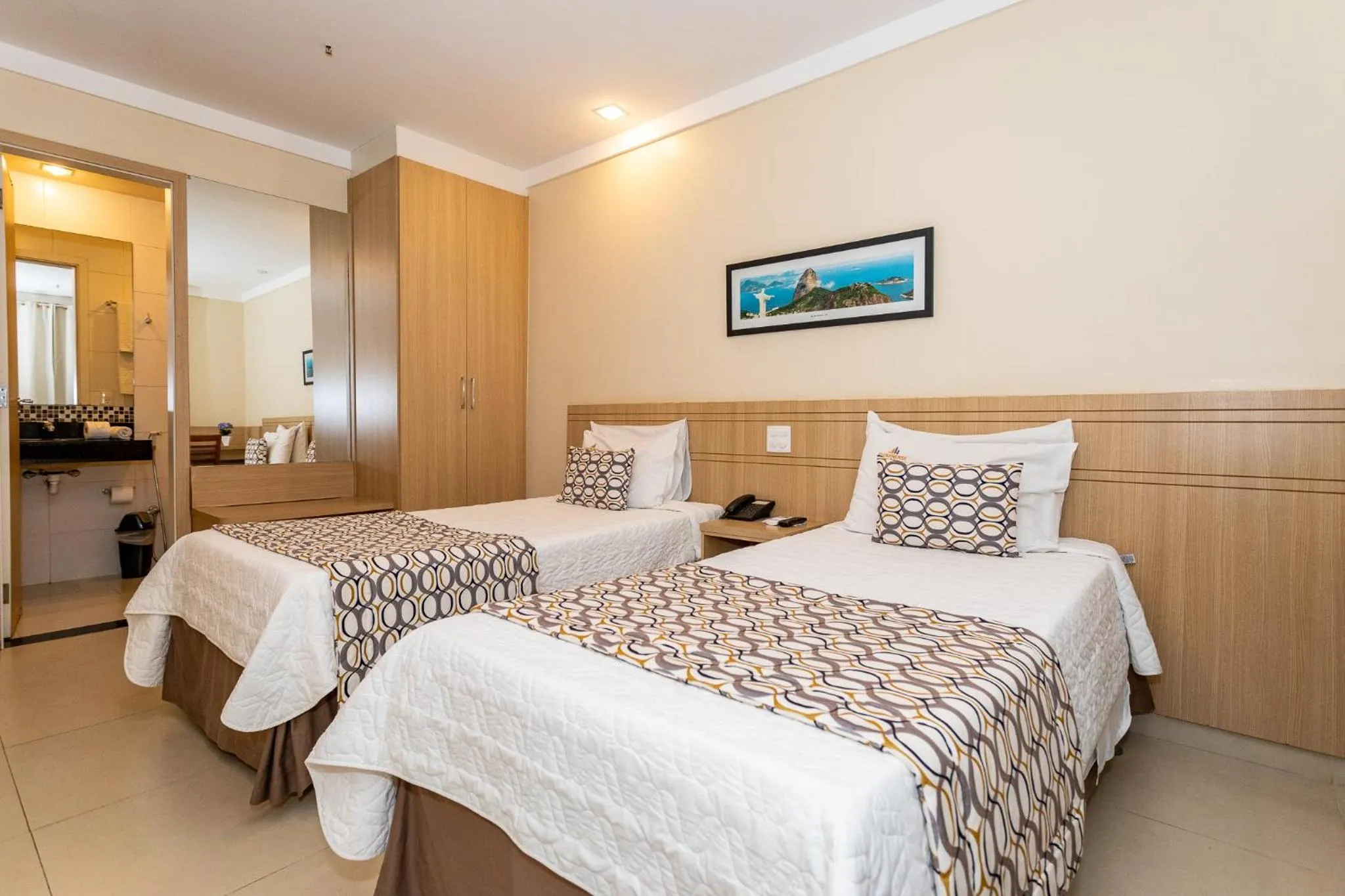 Standard Twin Room in Fluminense Hotel