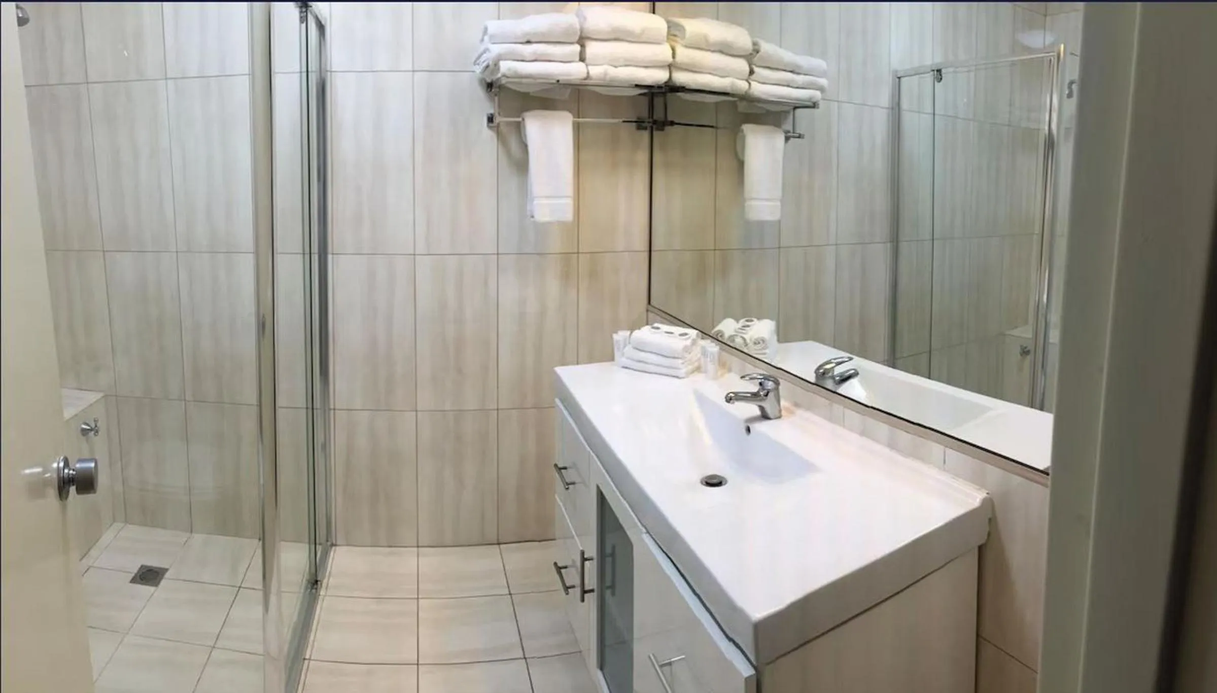 Executive Room with Two Queen Beds in Hunts Hotel Liverpool