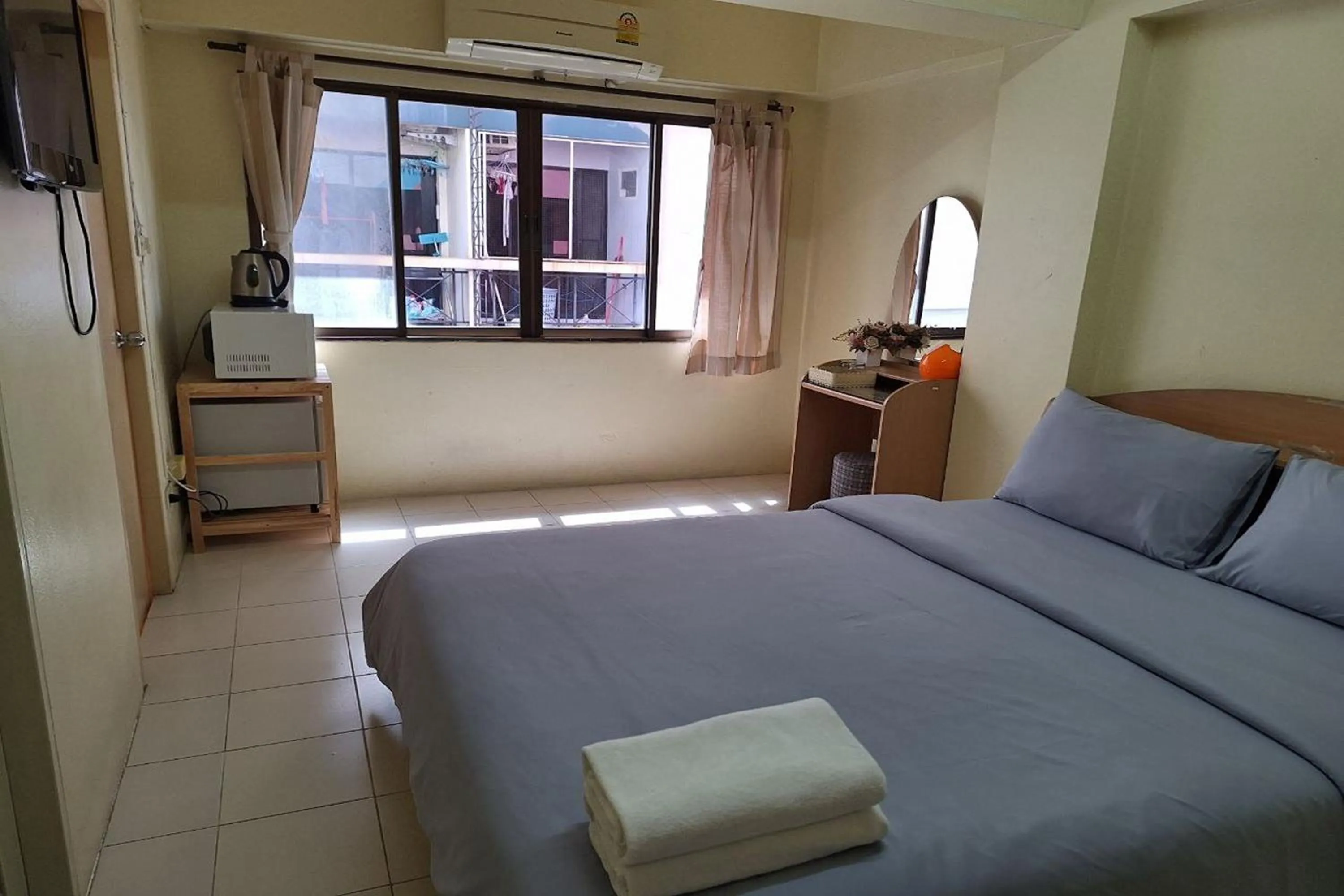 Standard Double Room in MS Mansion