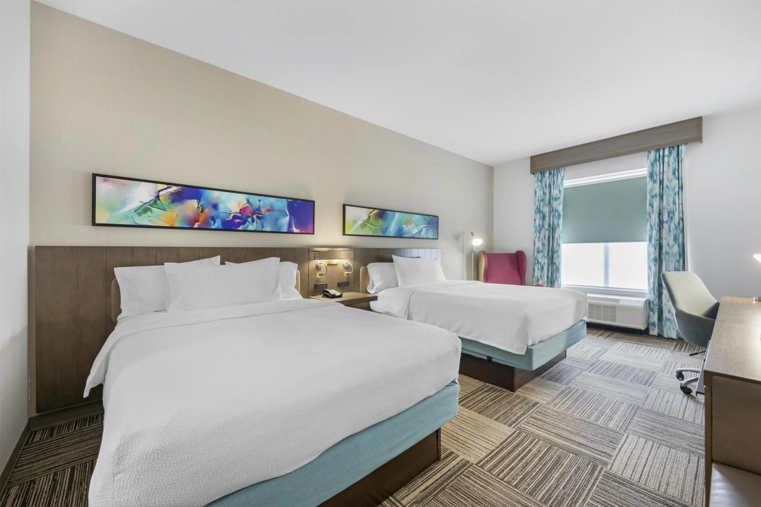 Queen Room with Two Queen Beds in Hilton Garden Inn Gallatin