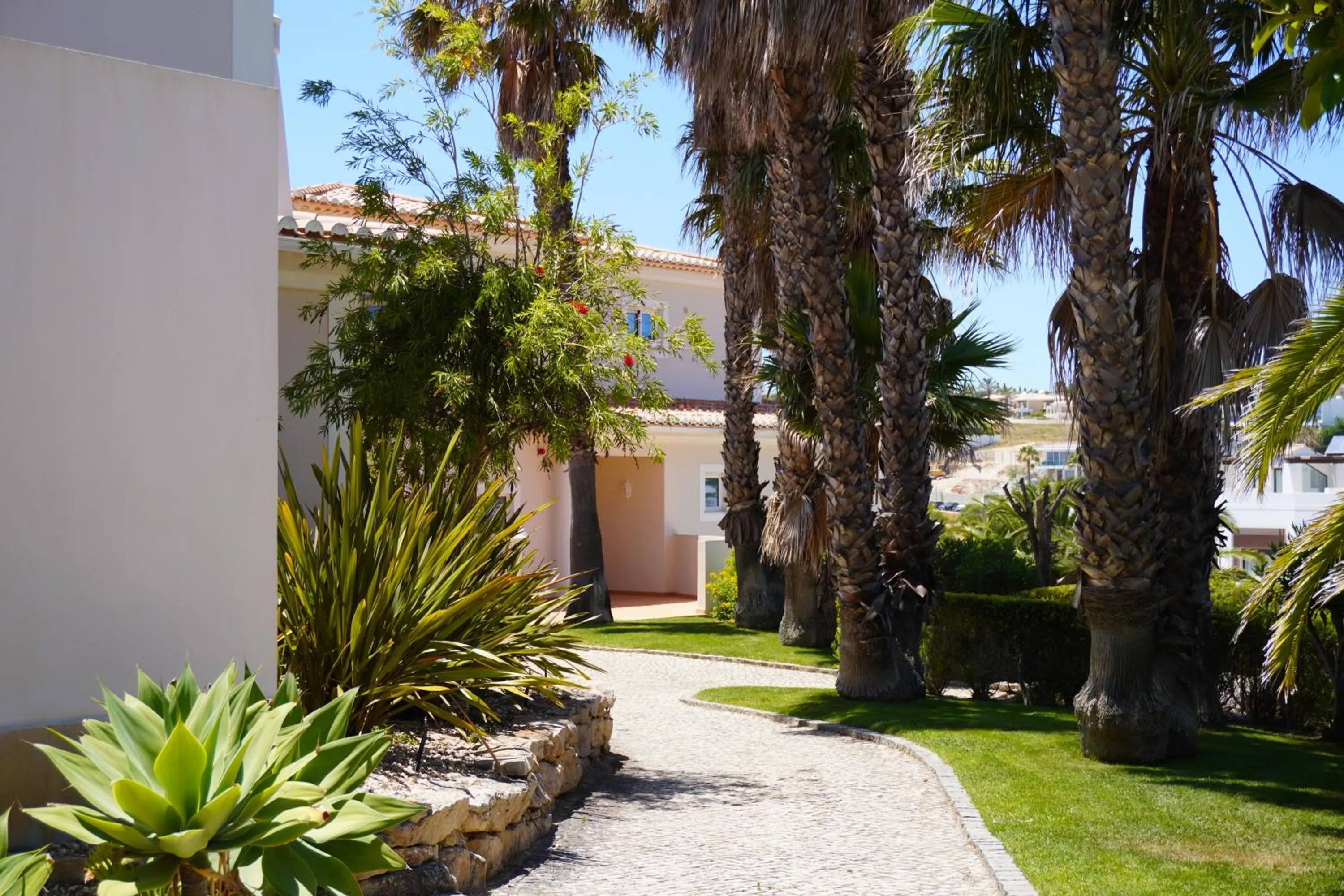 One-Bedroom Apartment with Garden View in Clube Porto Mos - Sunplace Hotels & Beach Resort