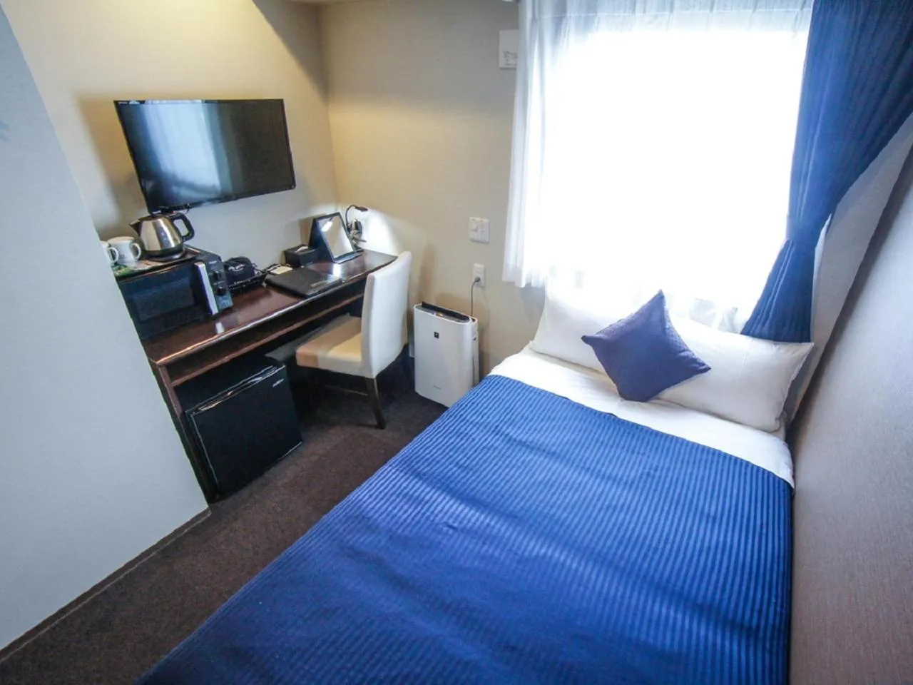  Double Room with Small Double Bed - Non-Smoking in HOTEL LiVEMAX Kasai Ekimae