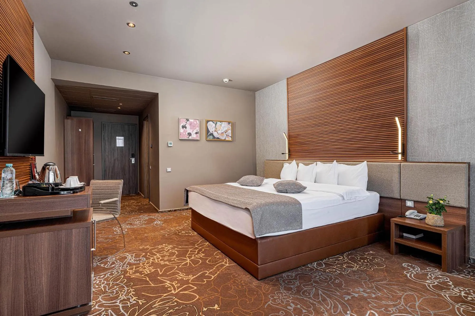 Superior King Room - single occupancy in RIN Airport Hotel