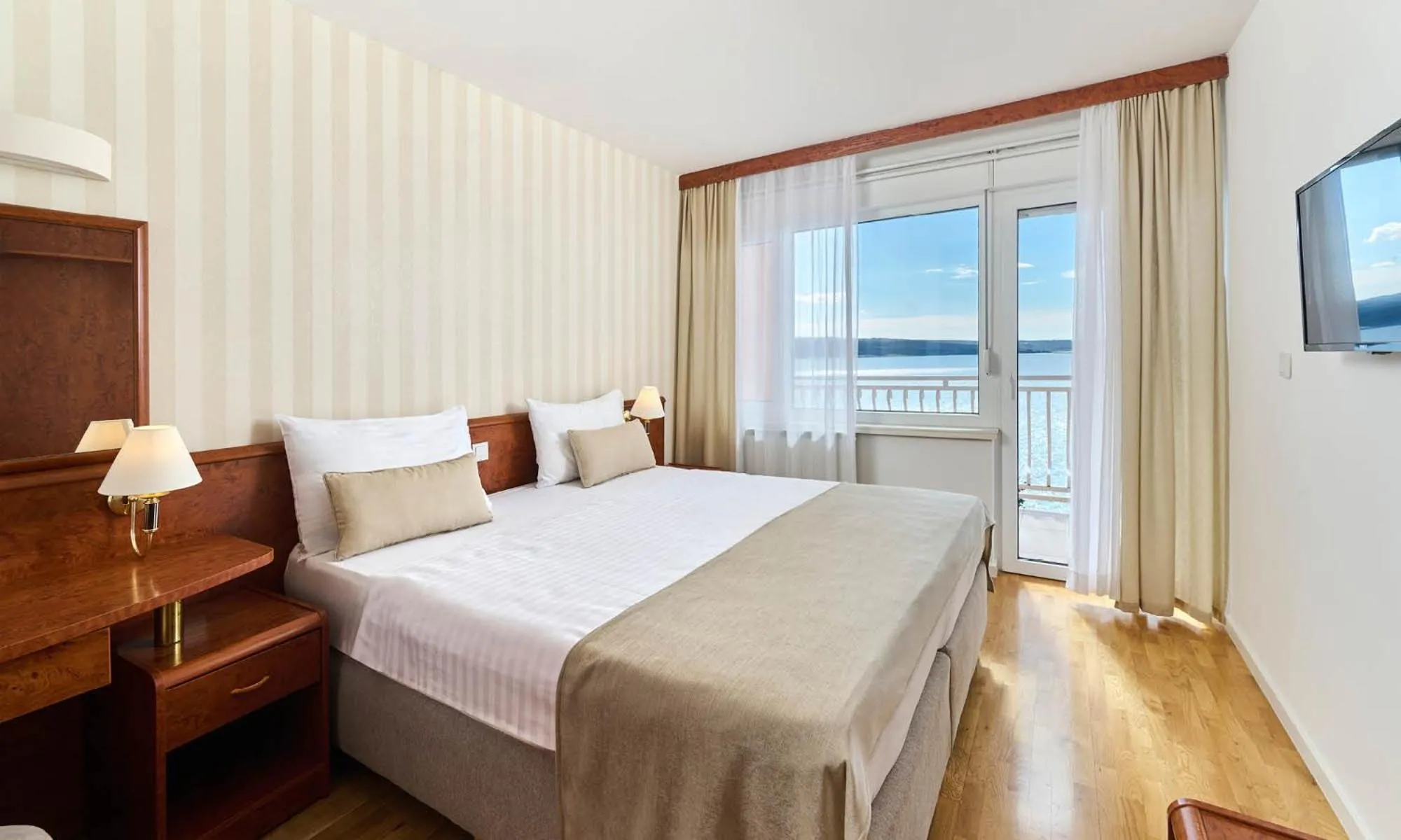 Standard Double Room with Sea View and Balcony - single occupancy in Mediteran Maradiso Hotel by Aminess