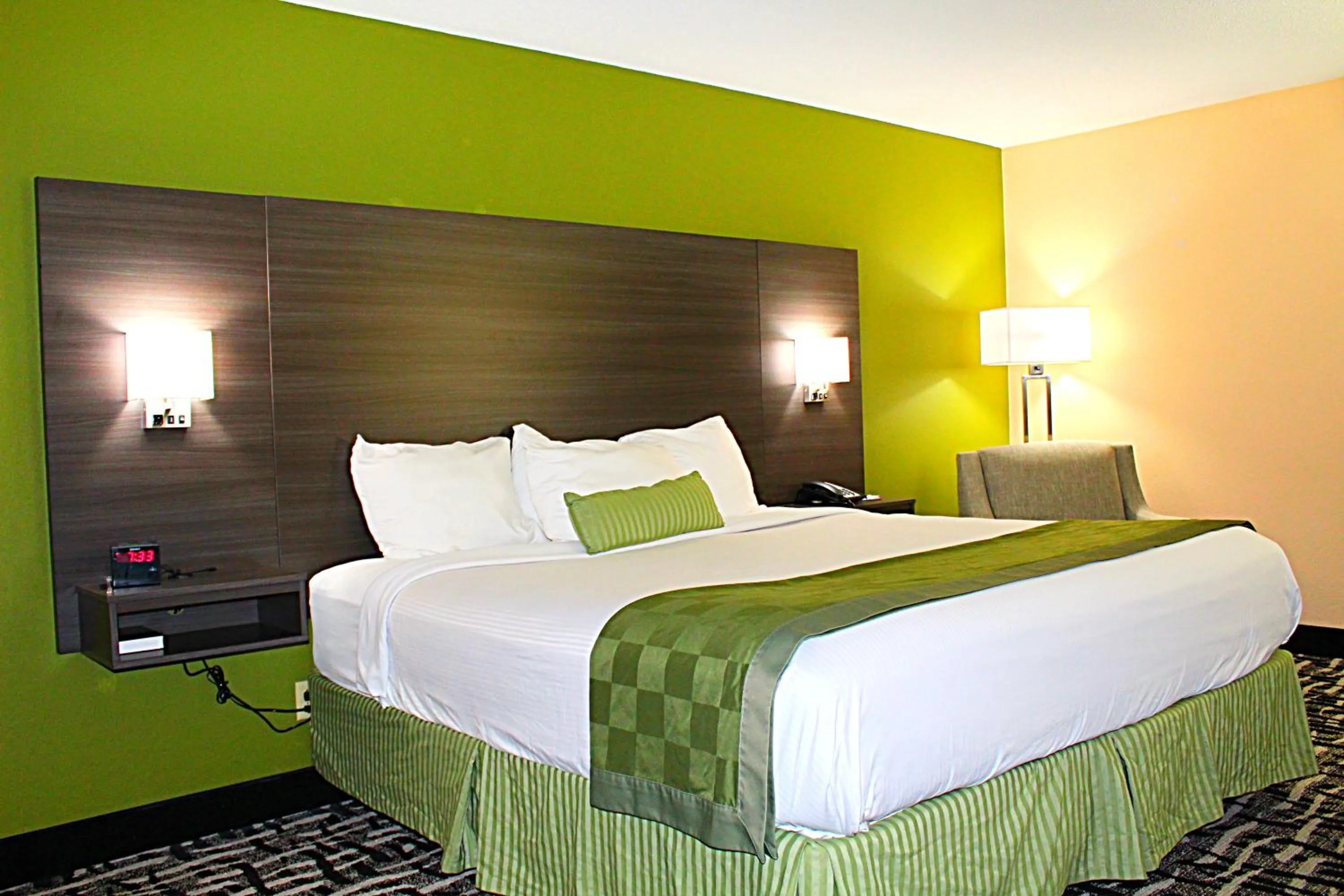 King Room - Non-Smoking in Baymont by Wyndham Springfield