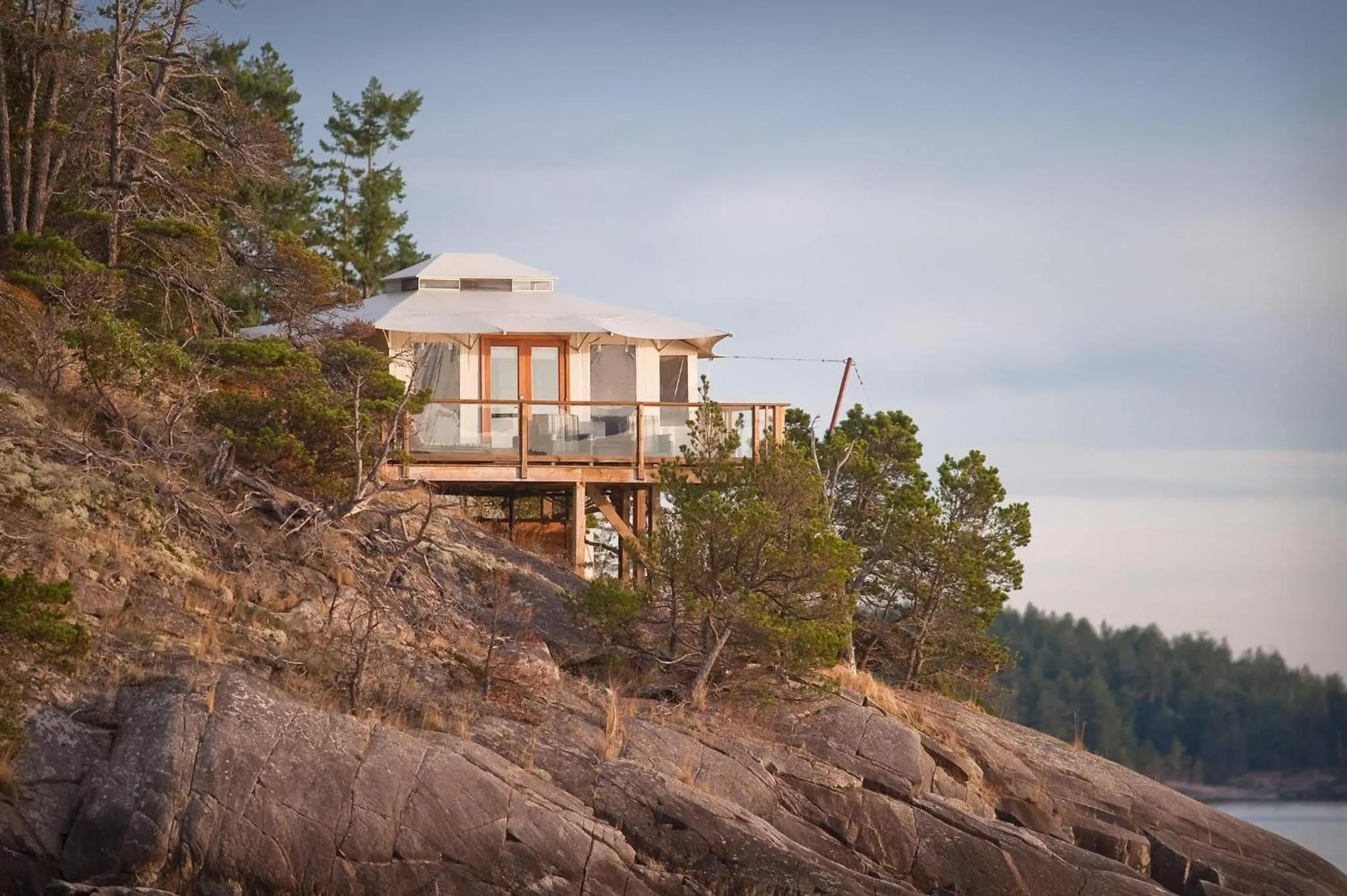 Signature Oceanfront Tenthouse in Rockwater Secret Cove Resort