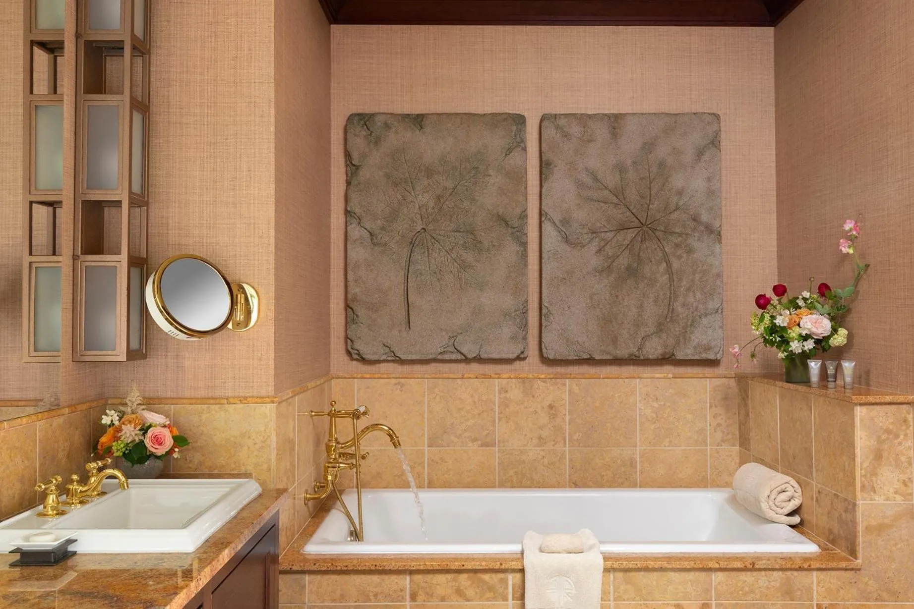 Falling Rock Luxury King - Adult Only in Nemacolin