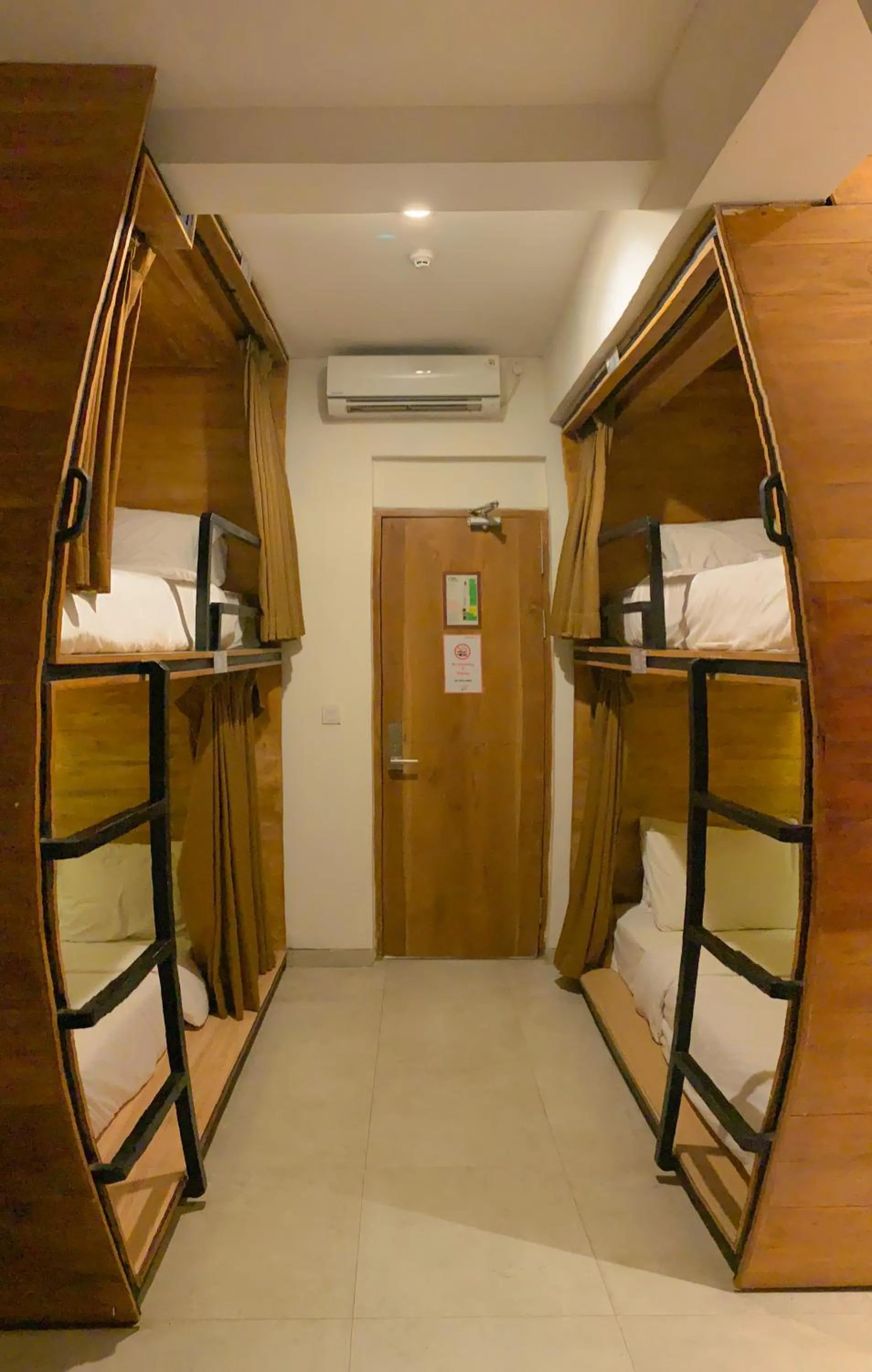 Family Room in DBeds Kuta Beach