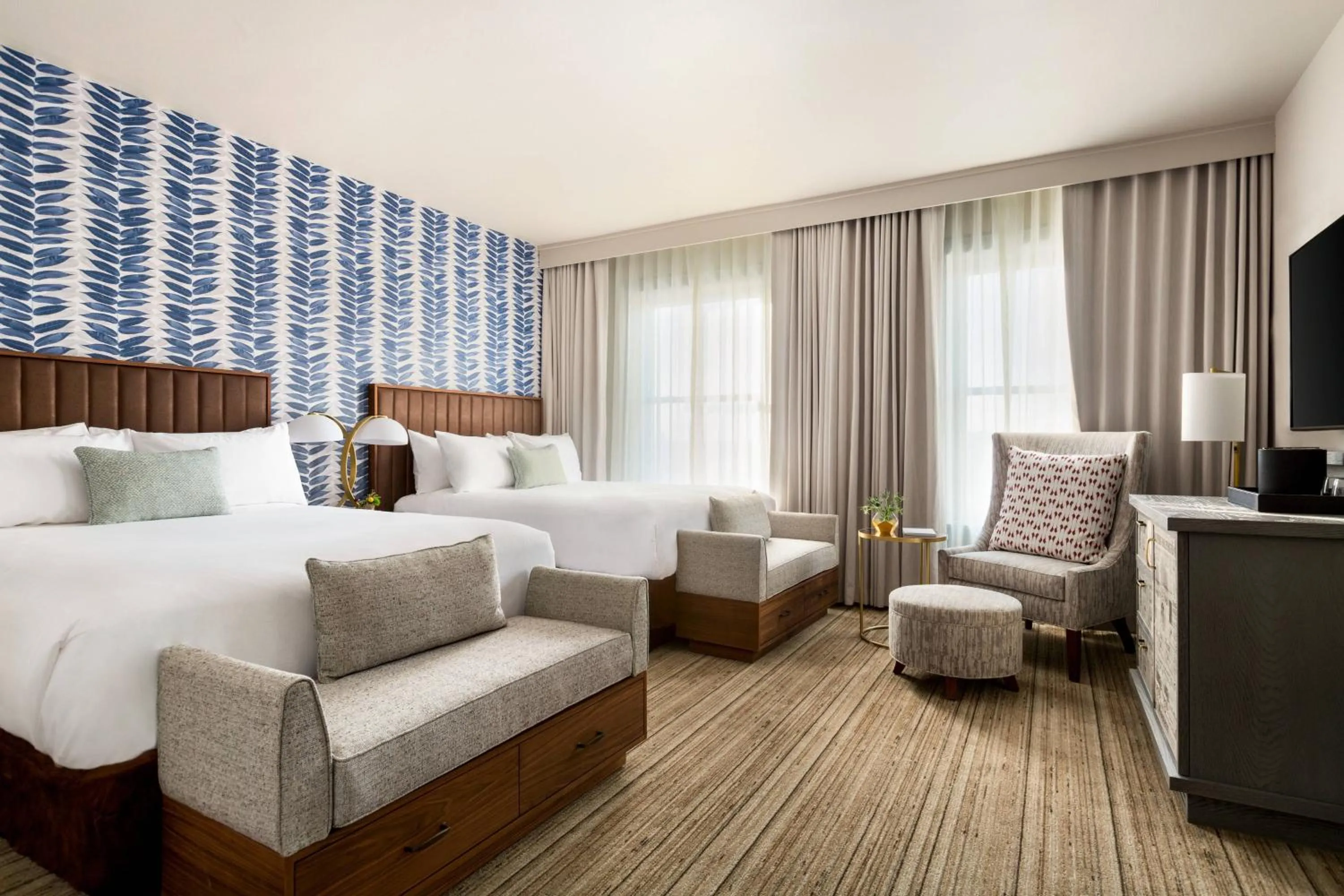 Double Queen Room in Hotel Northland, Autograph Collection