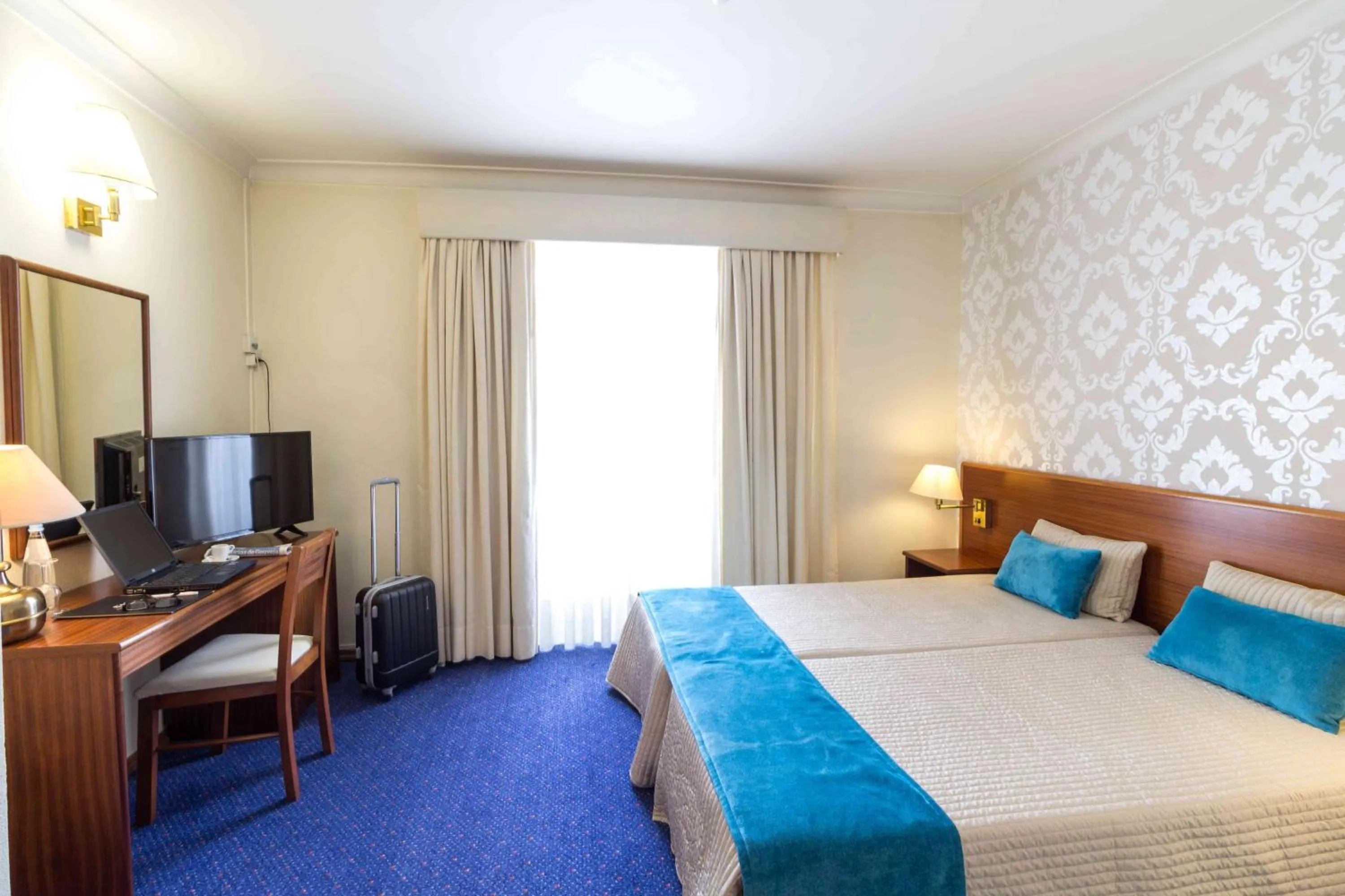 Single Room in Hotel Eurosol Gouveia