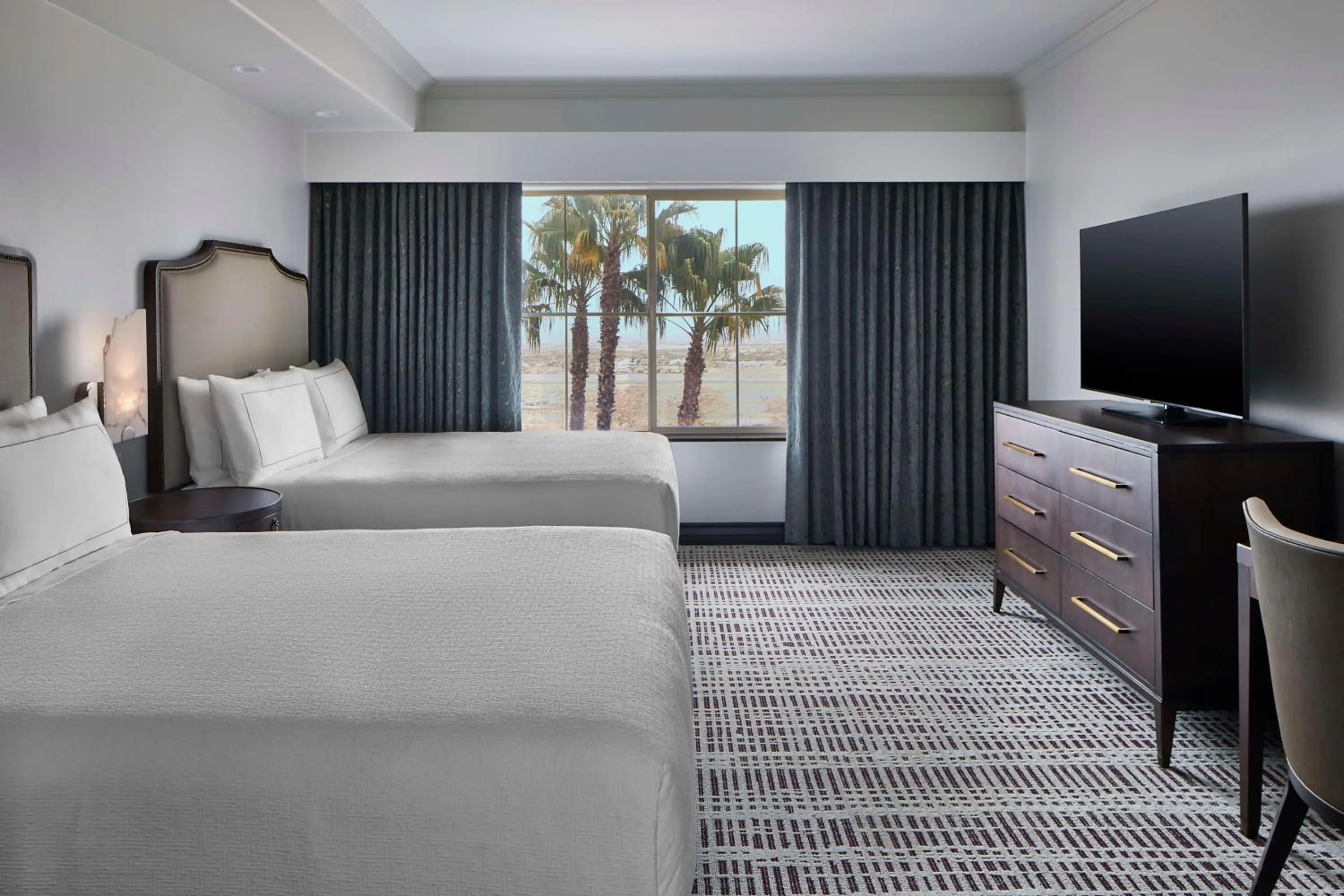 One-Bedroom Suite with Two Queen Beds and Sofa Bed in Bellasera Hotel & Suites Paso Robles, Tapestry by Hilton