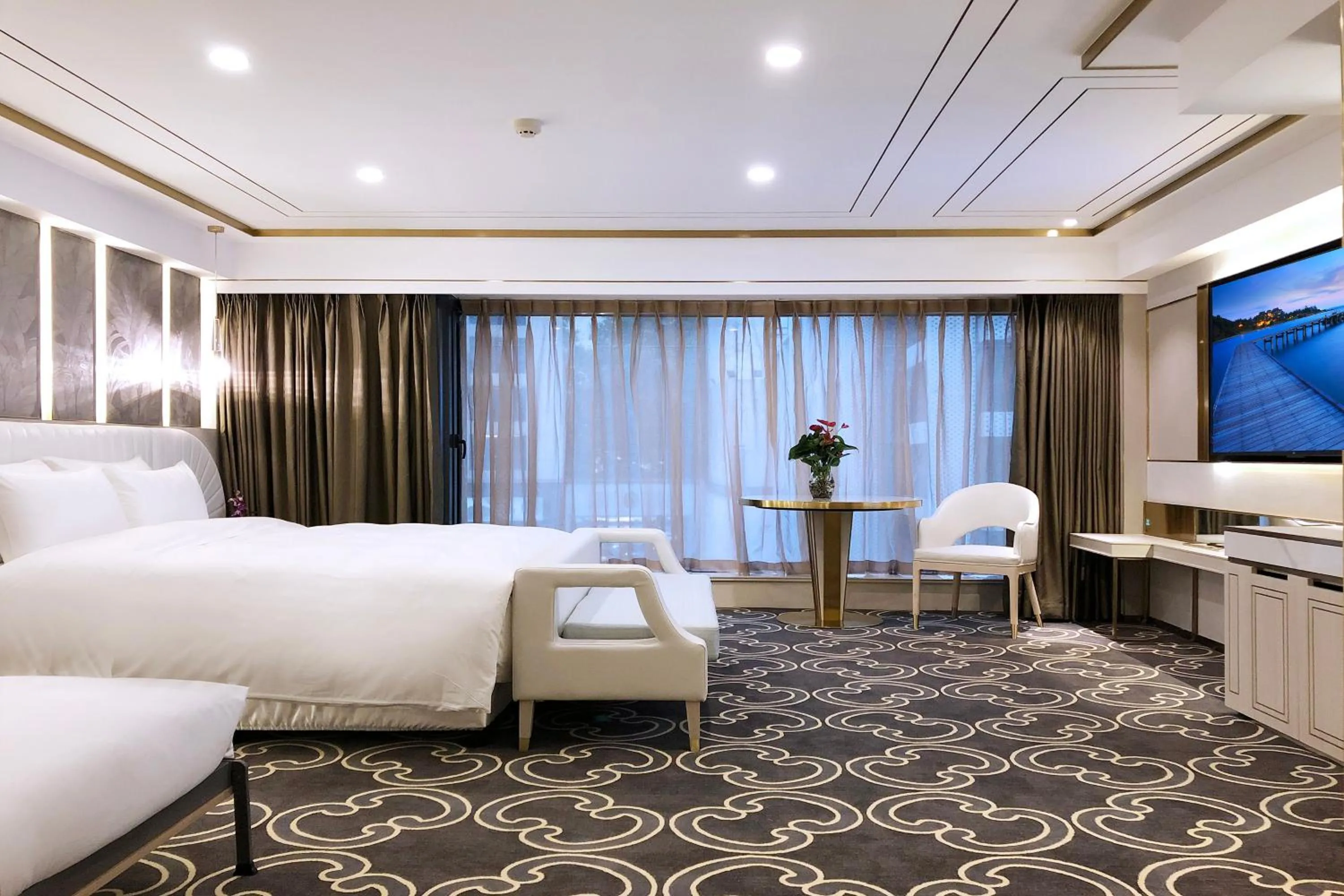 Deluxe Family Room in Nanjing Central Hotel