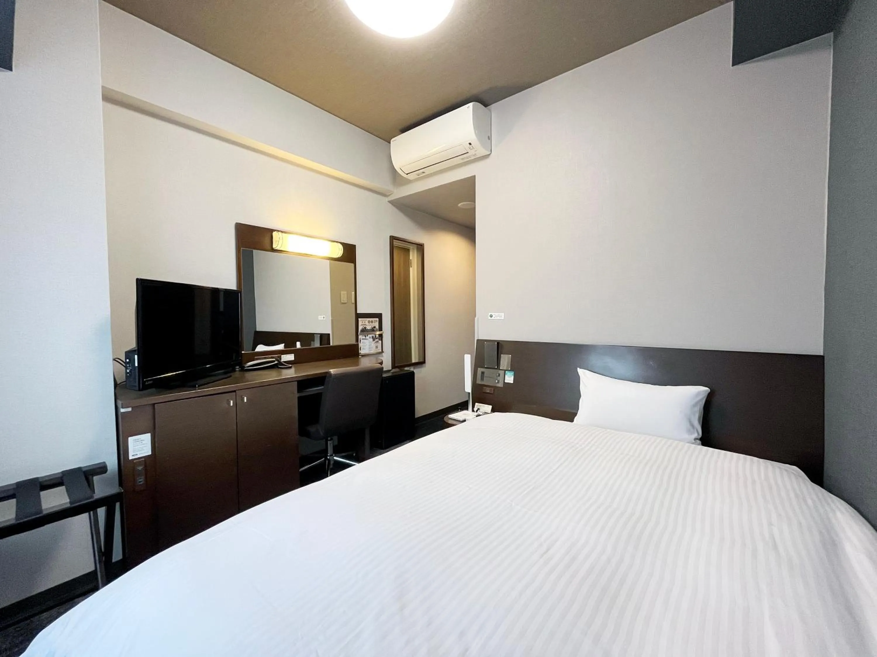 Comfort Single Room - single occupancy - Smoking in Hotel Route-Inn Toki