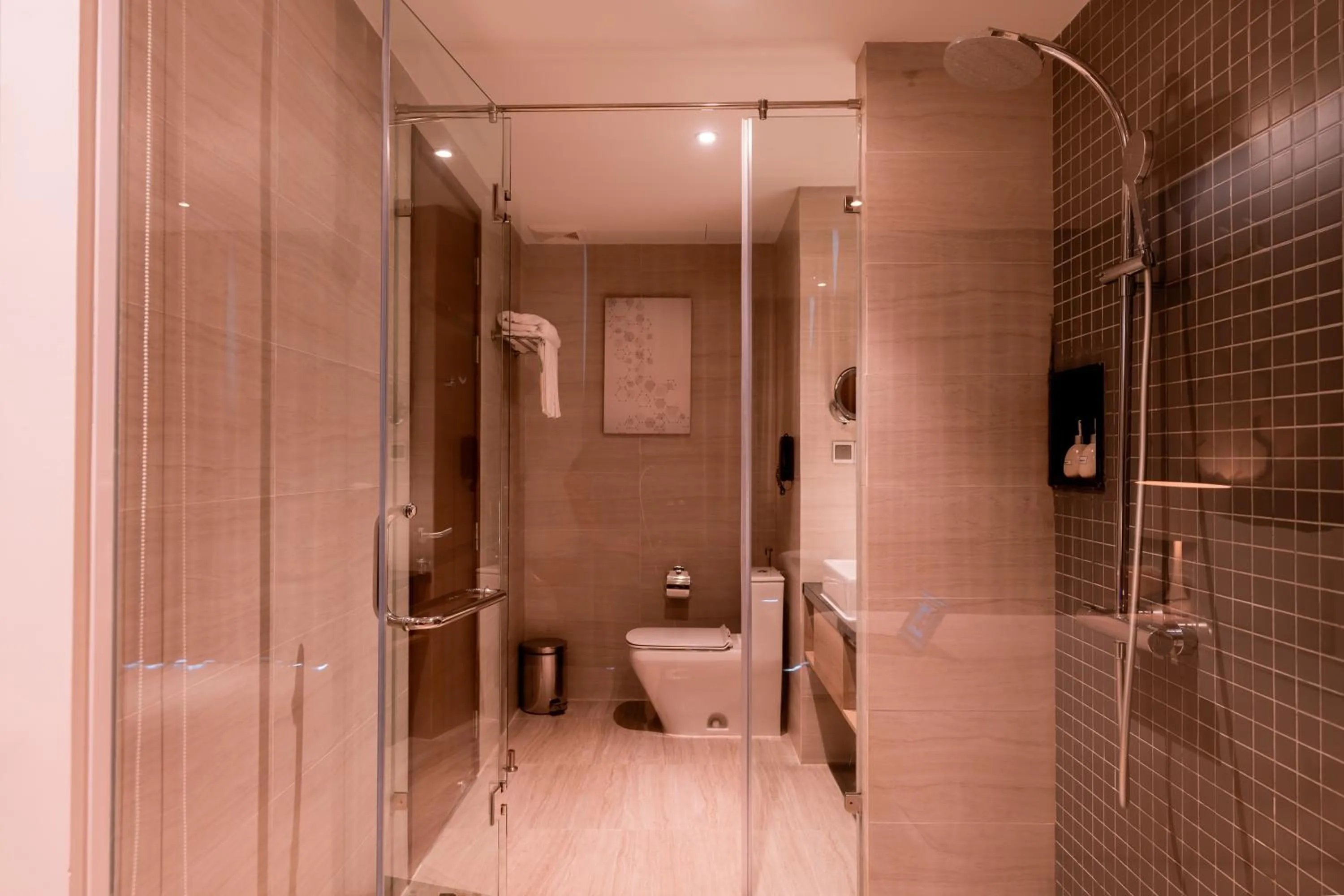 Deluxe Twin Room with Balcony with Free Herbal Foot Bath 15 mins in Golf Valley Hotel