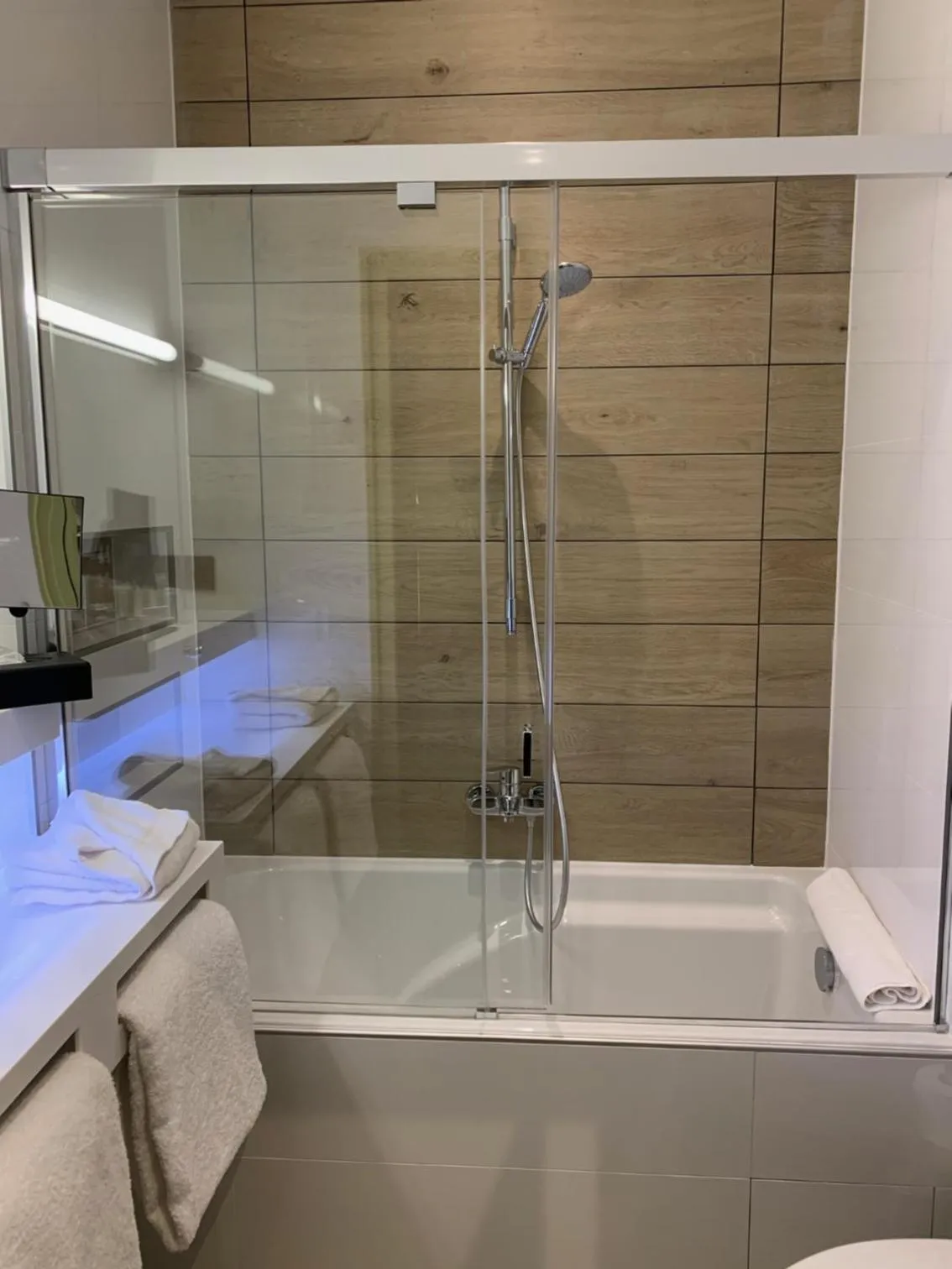 Double or Twin Room in Hôtel B55