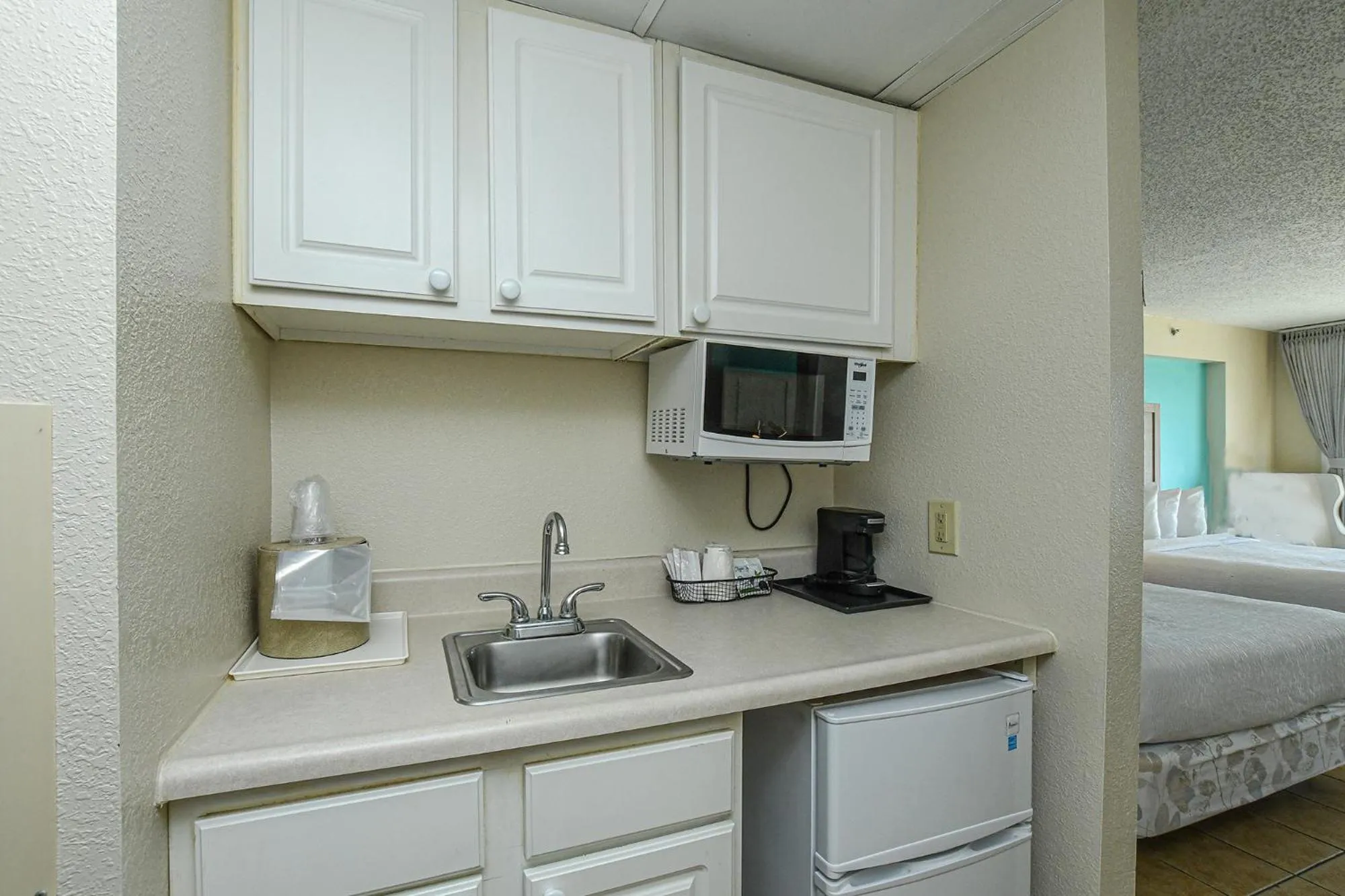 Paradise Oceanfront in Paradise Plaza Inn