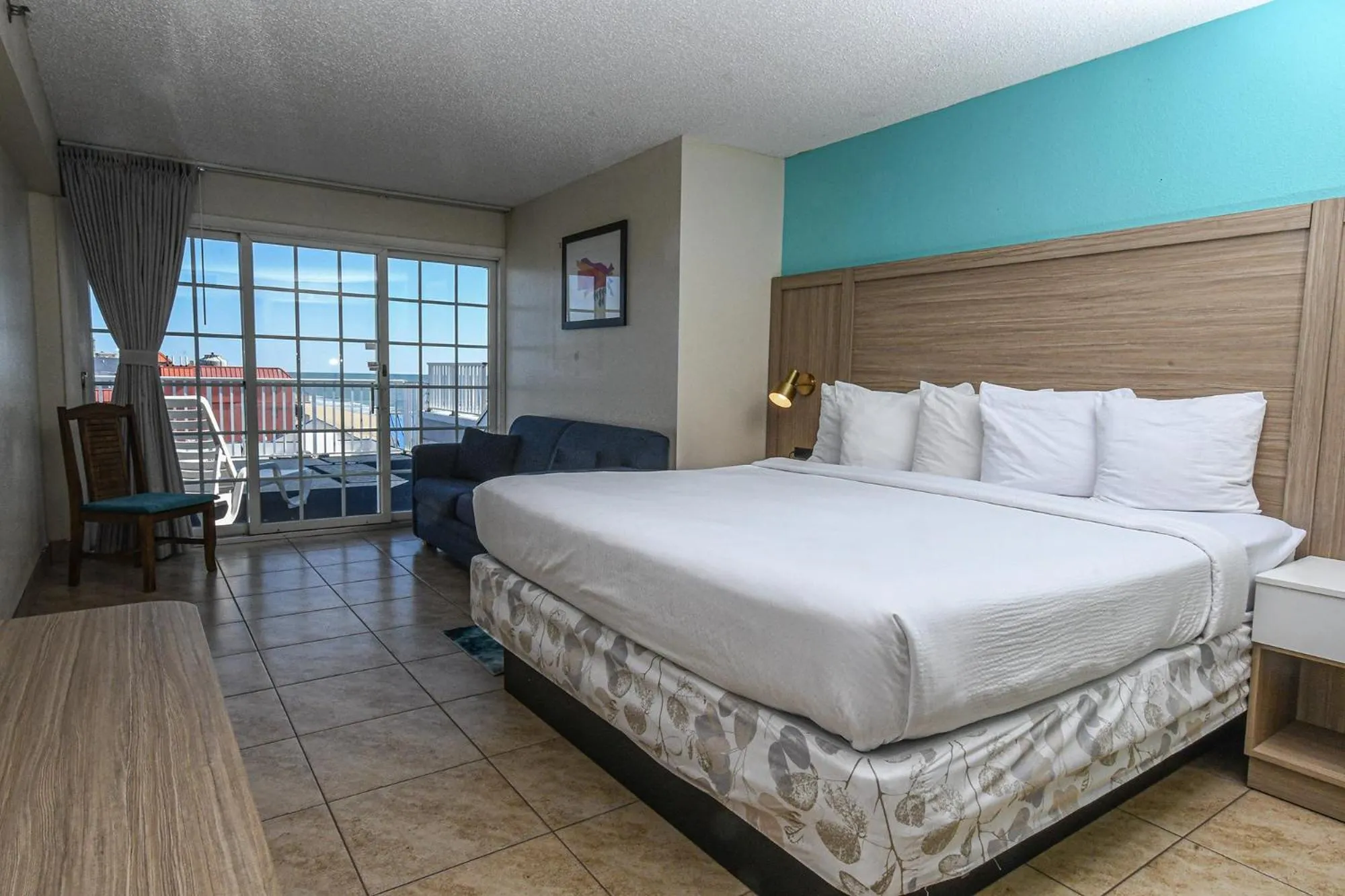 King Studio with Sofa Bed in Paradise Plaza Inn