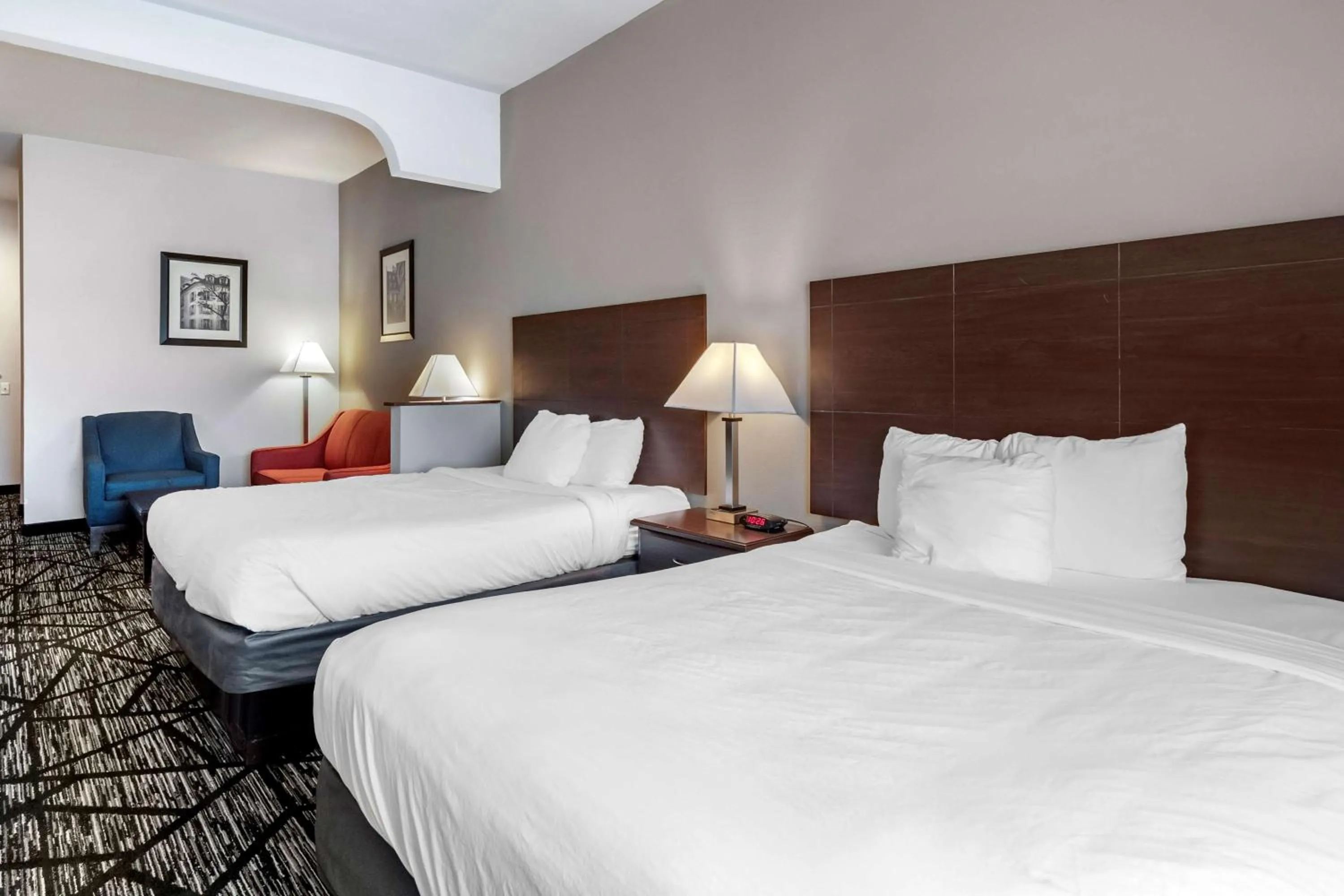 Queen Suite with Two Queen Beds and Bath Tub - Disability Access in Best Western Plus McKinney Inn and Suites