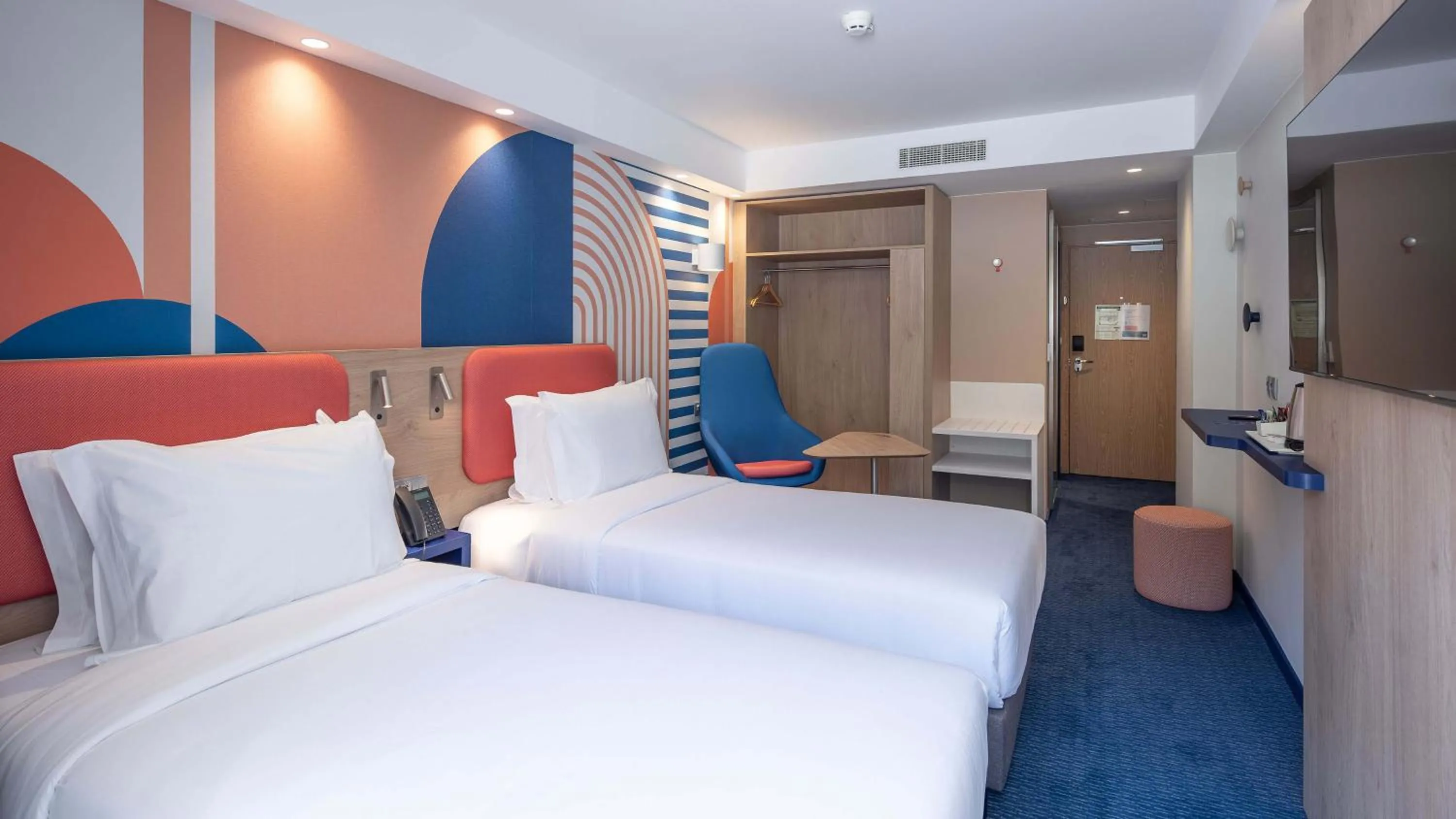Standard Twin Room in Holiday Inn Express & Suites Lisbon - Príncipe Real by IHG