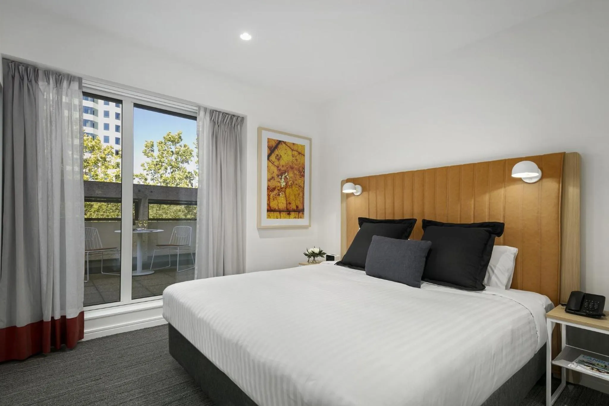 Executive Studio Apartment in Quest Canberra City Walk