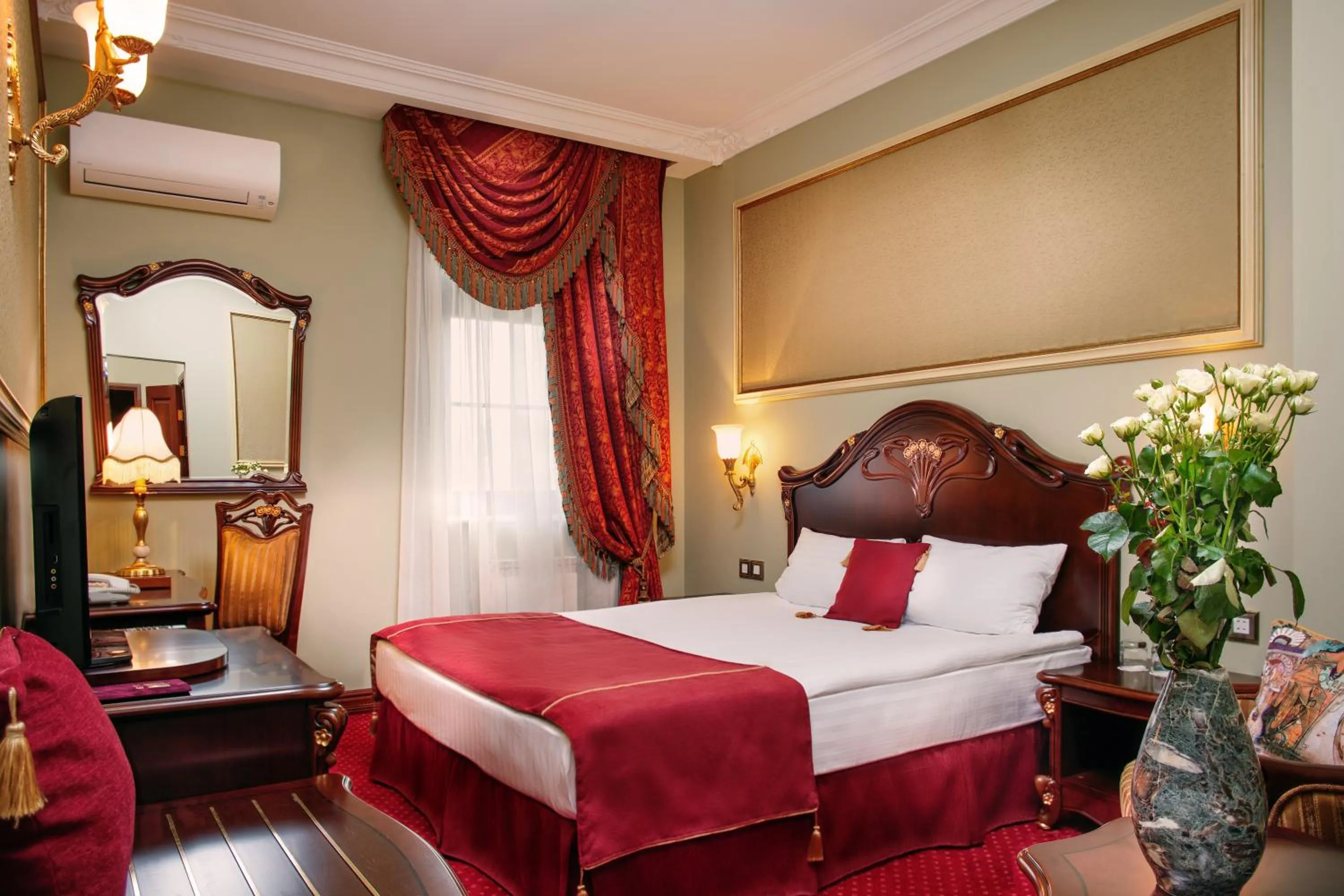 Standard Room - single occupancy in Staro Hotel