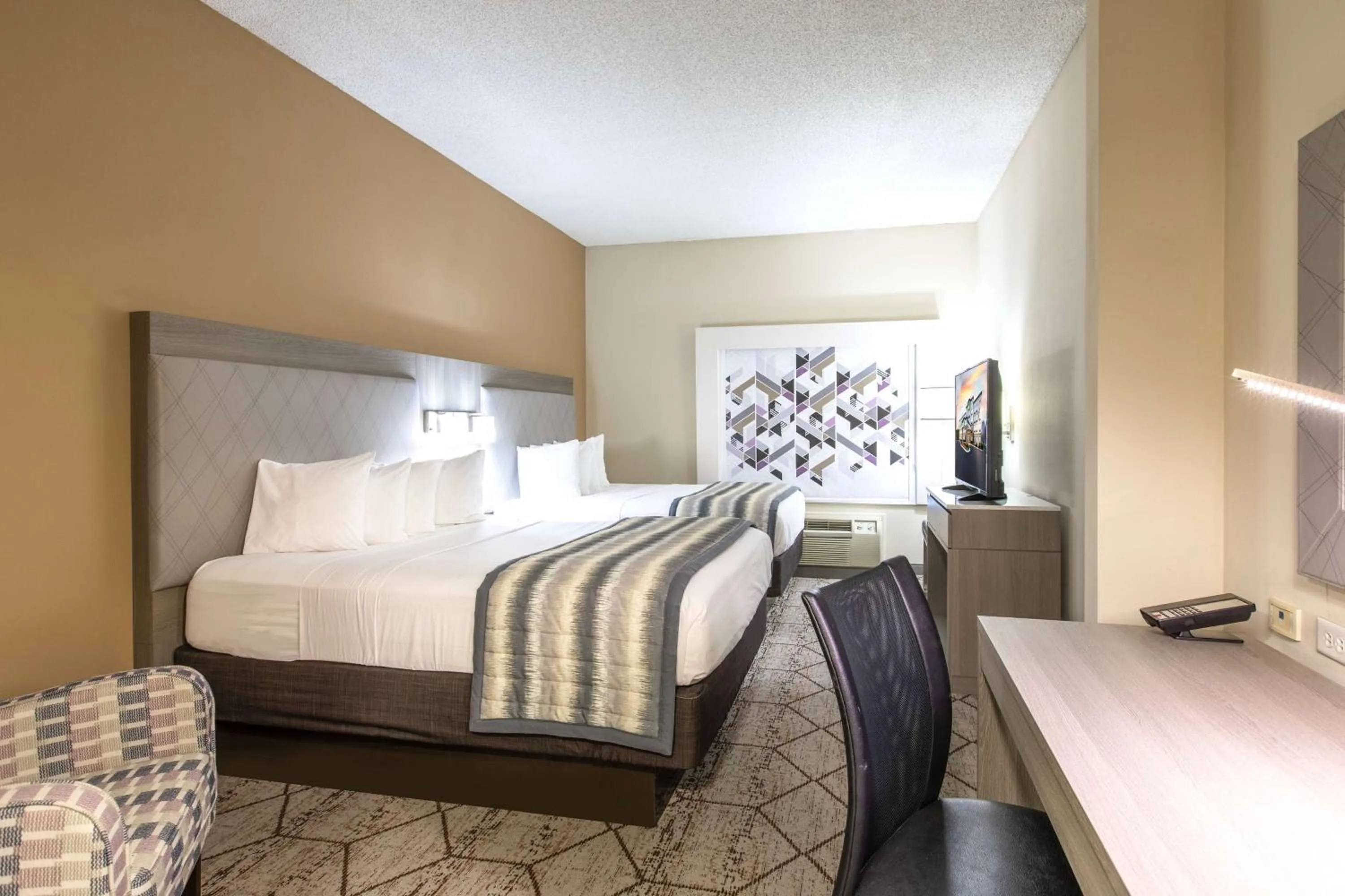 Queen Room with Two Queen Beds - Non-Smoking in Wingate by Wyndham Charlotte Concord Mills/Speedway